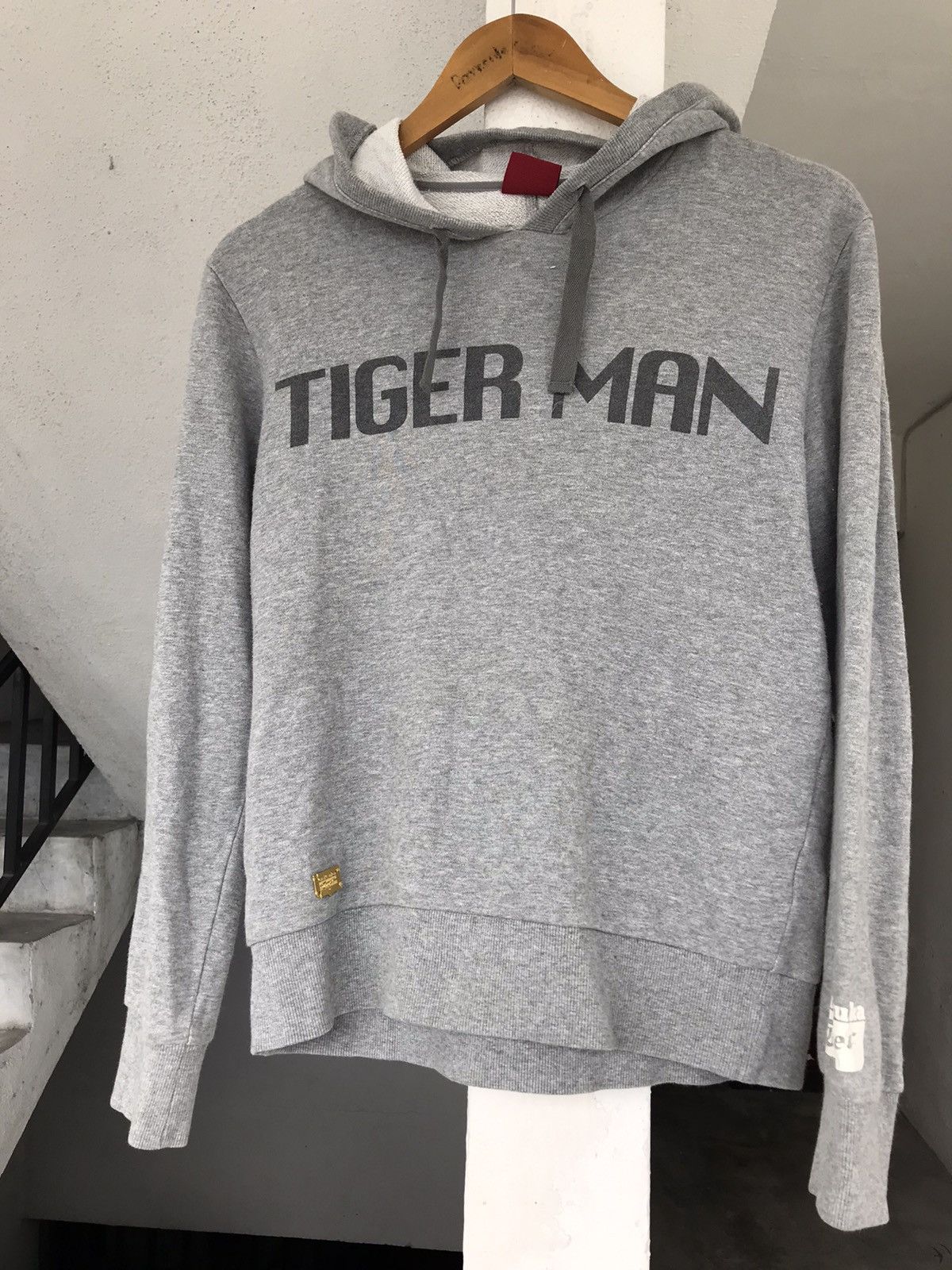 Onitsuka Tiger Vintage Onitsuka tiger Tiger Man Hoodie Size US M / EU 48-50 / 2 - 5 Thumbnail