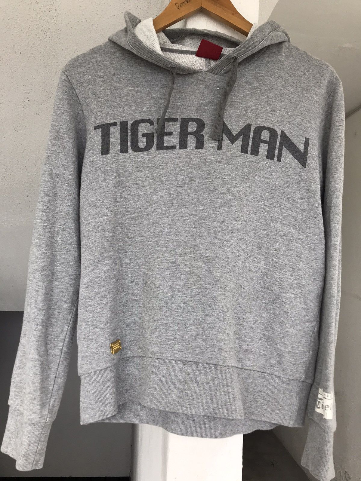 Onitsuka Tiger Vintage Onitsuka tiger Tiger Man Hoodie Size US M / EU 48-50 / 2 - 7 Thumbnail
