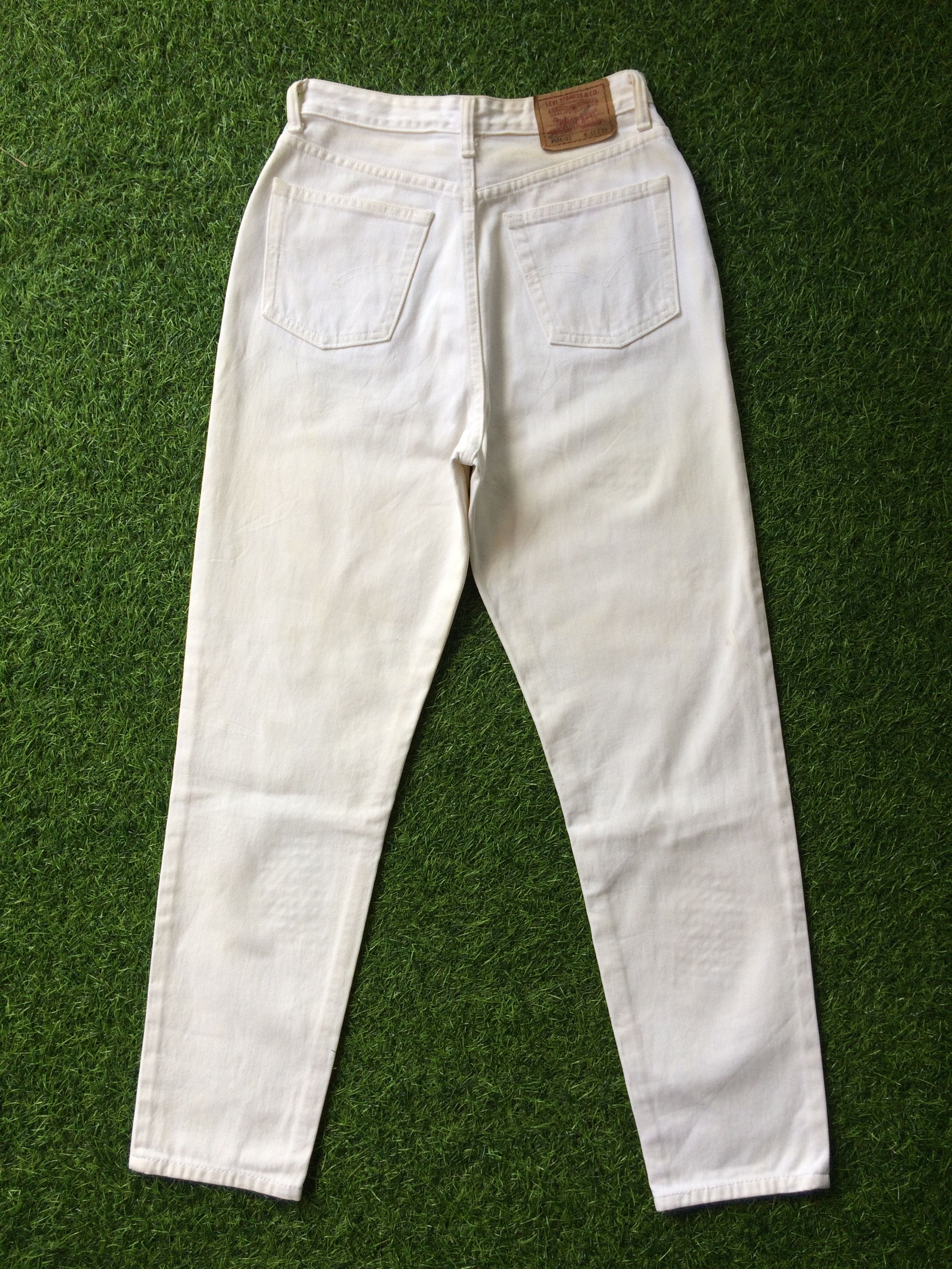 Levi's Vintage Levis 626 Jeans #B-719 Size US 26 / EU 42 - 2 Thumbnail