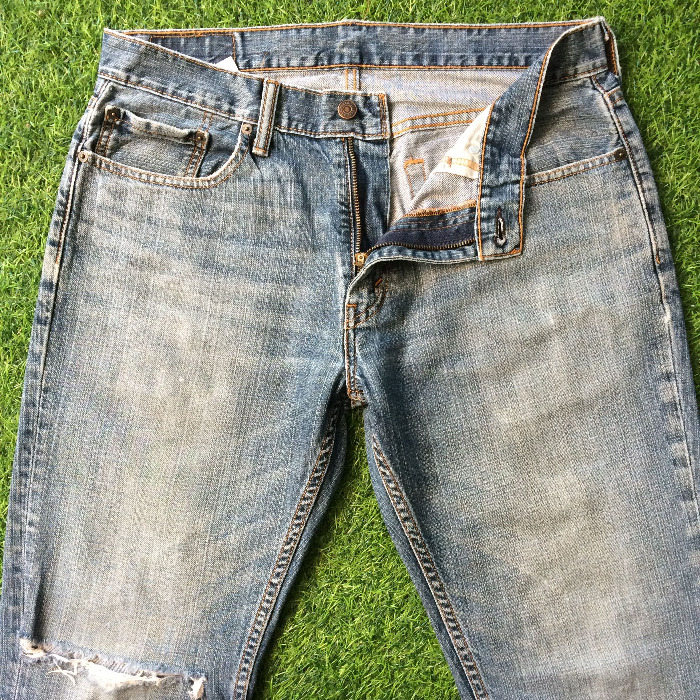 Levi's Vintage Distressed Levis 559 Ripped Jeans #B-698 Size US 33 - 3 Thumbnail