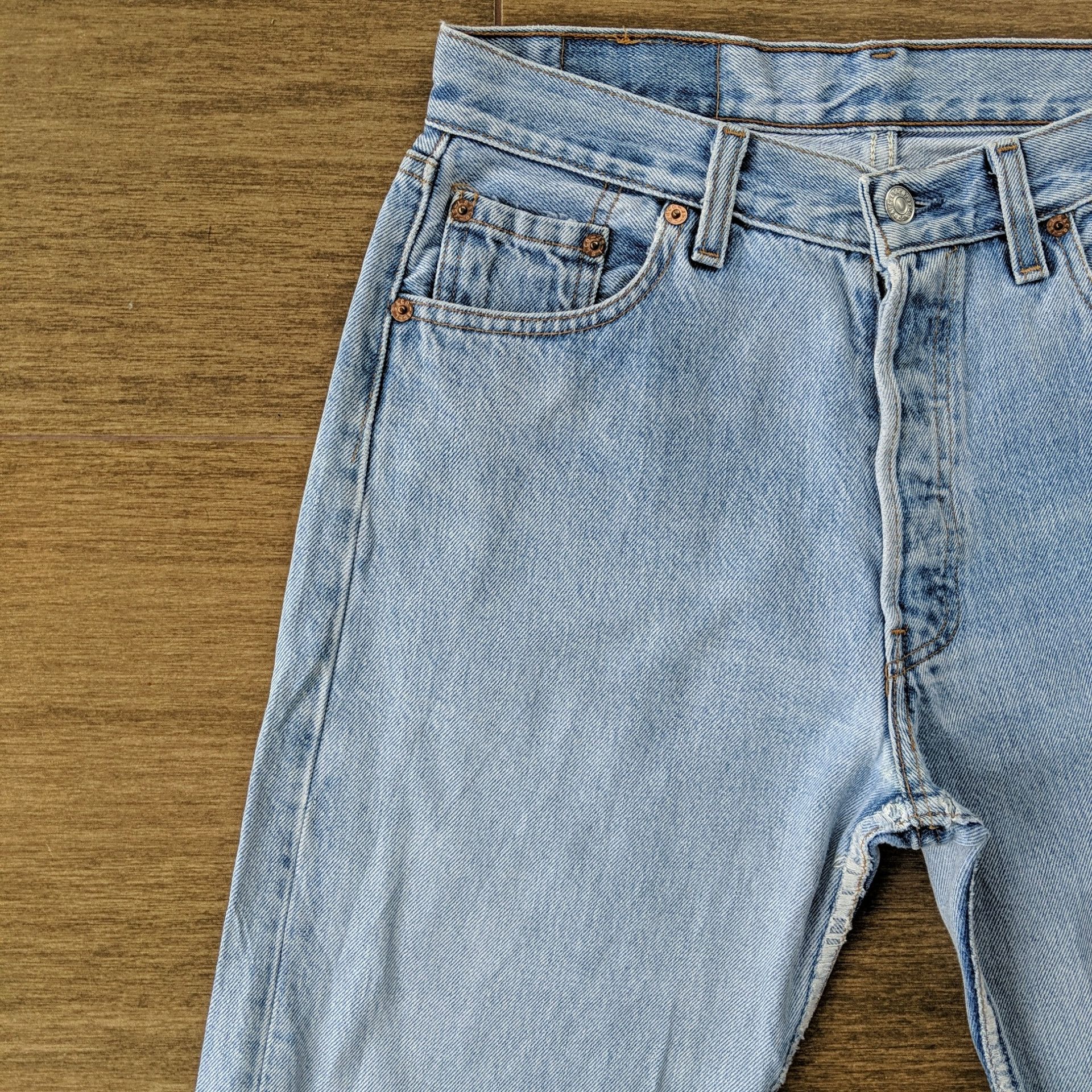 Levi's W29 🔥Vintage Levi's 501 Light Wash Denim Jeans Pants Size US 29 - 3 Thumbnail
