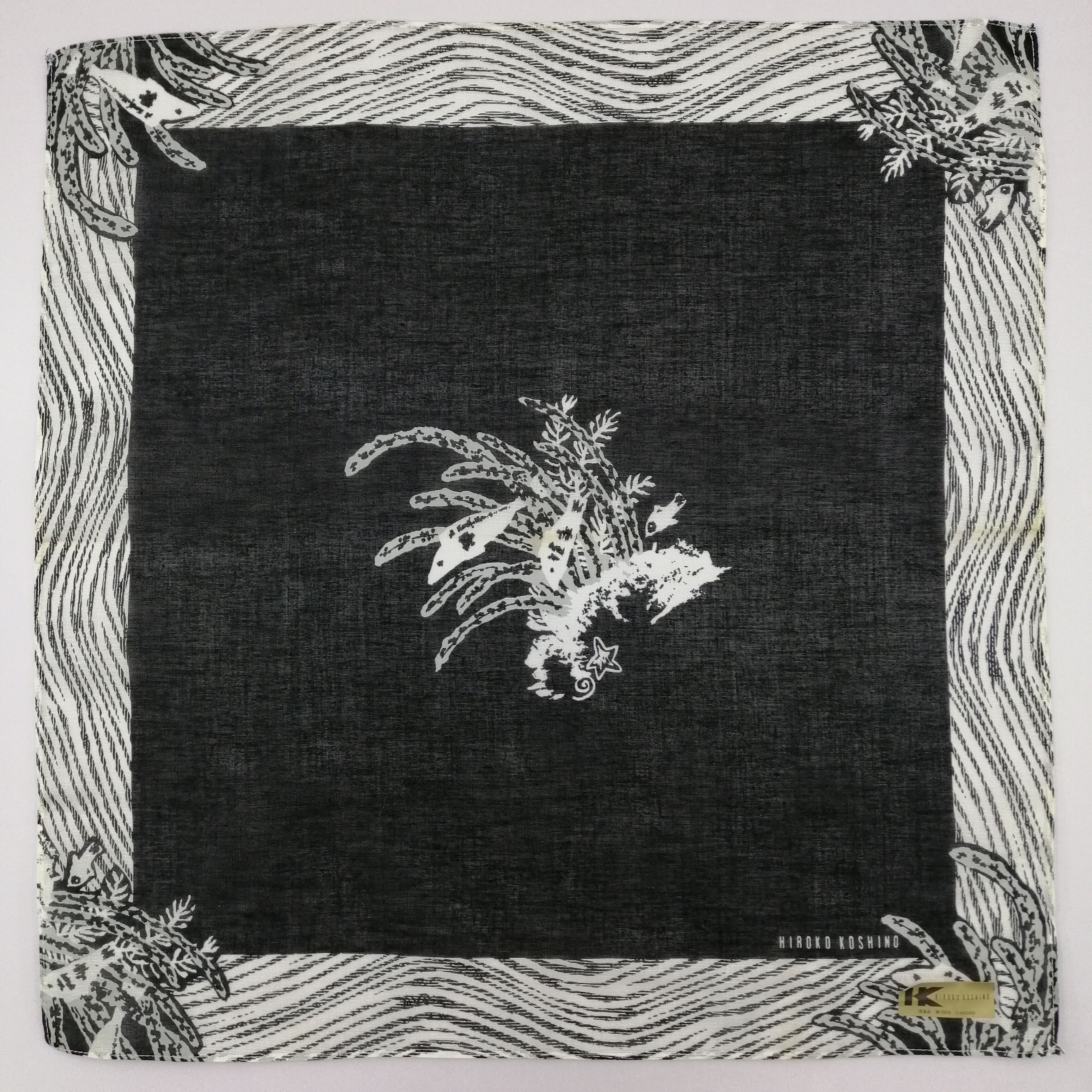 Hiroko Koshino Homme Hiroko Koshino Handkerchief/Neckerchief/Bandana-KD3105 Size ONE SIZE - 2 Thumbnail