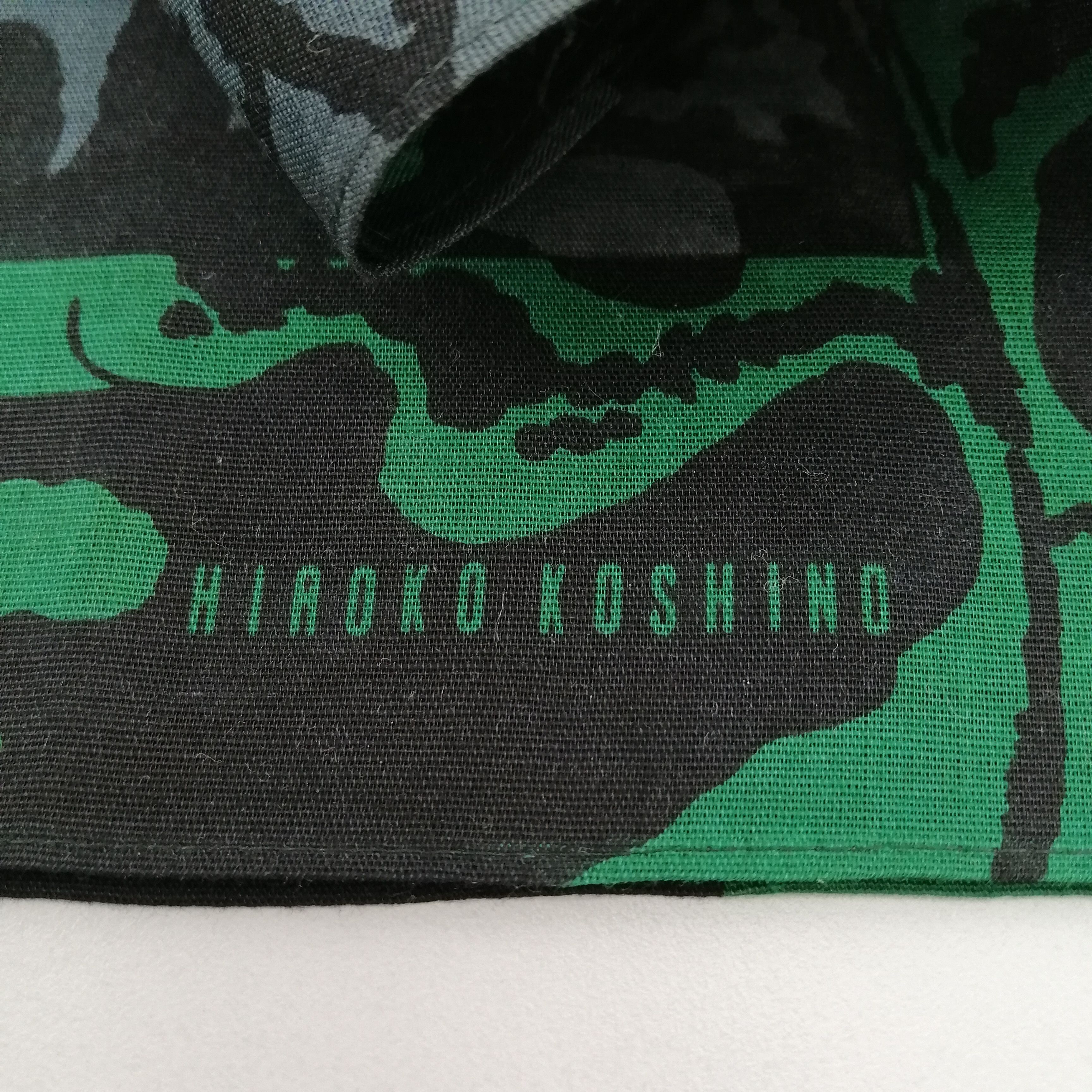 Hiroko Koshino Homme Hiroko Koshino Handkerchief/Neckerchief/Bandana-KD3155 Size ONE SIZE - 3 Thumbnail