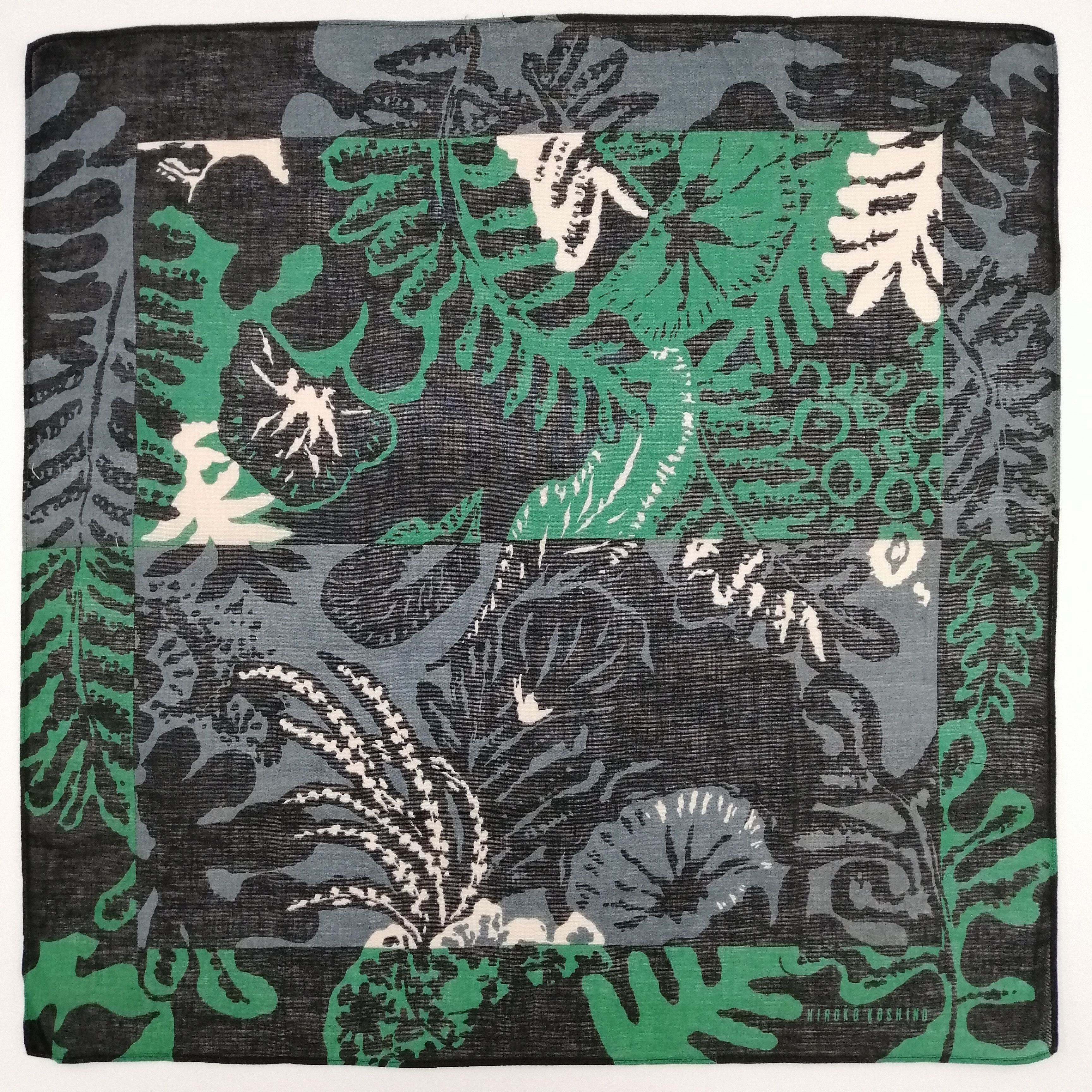 Hiroko Koshino Homme Hiroko Koshino Handkerchief/Neckerchief/Bandana-KD3155 Size ONE SIZE - 2 Thumbnail