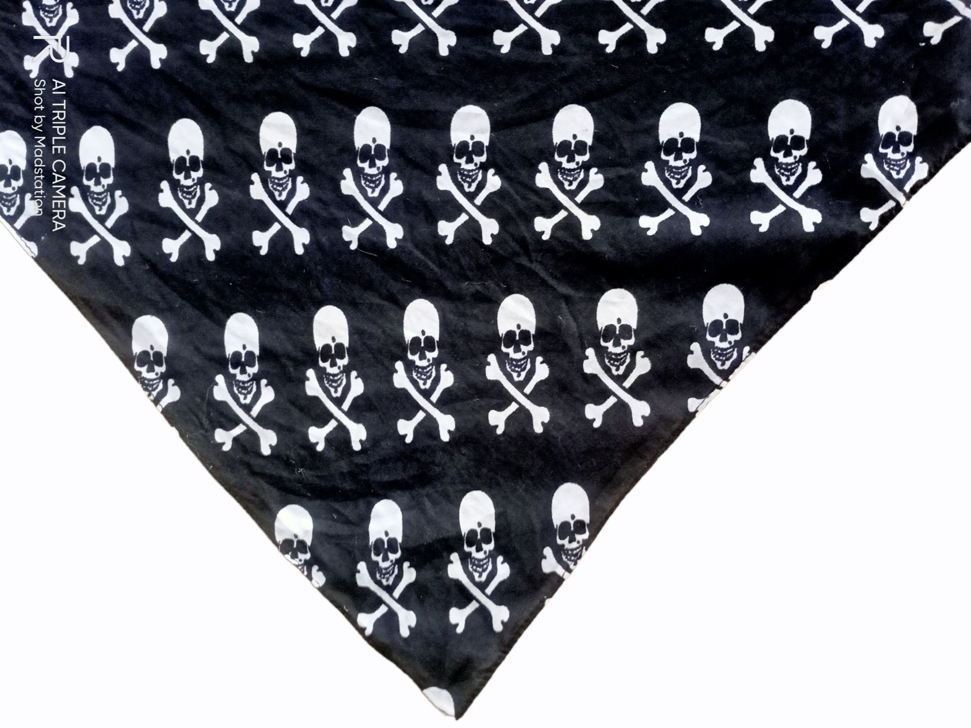 Hard Rock Cafe SKULL BANDANA/HANDKERCHIEF Size ONE SIZE - 3 Thumbnail