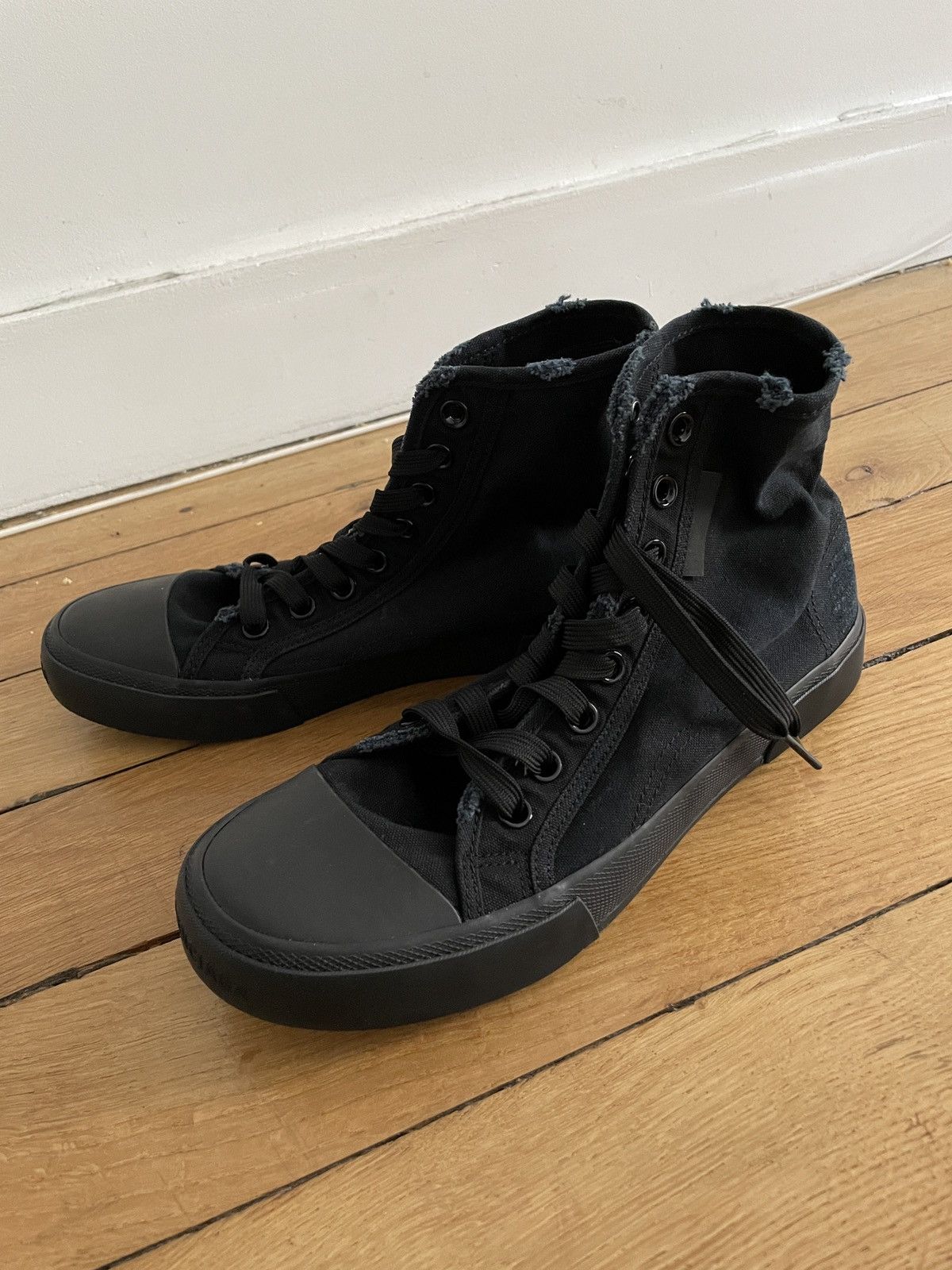 Balenciaga Paris High-Top Sneakers