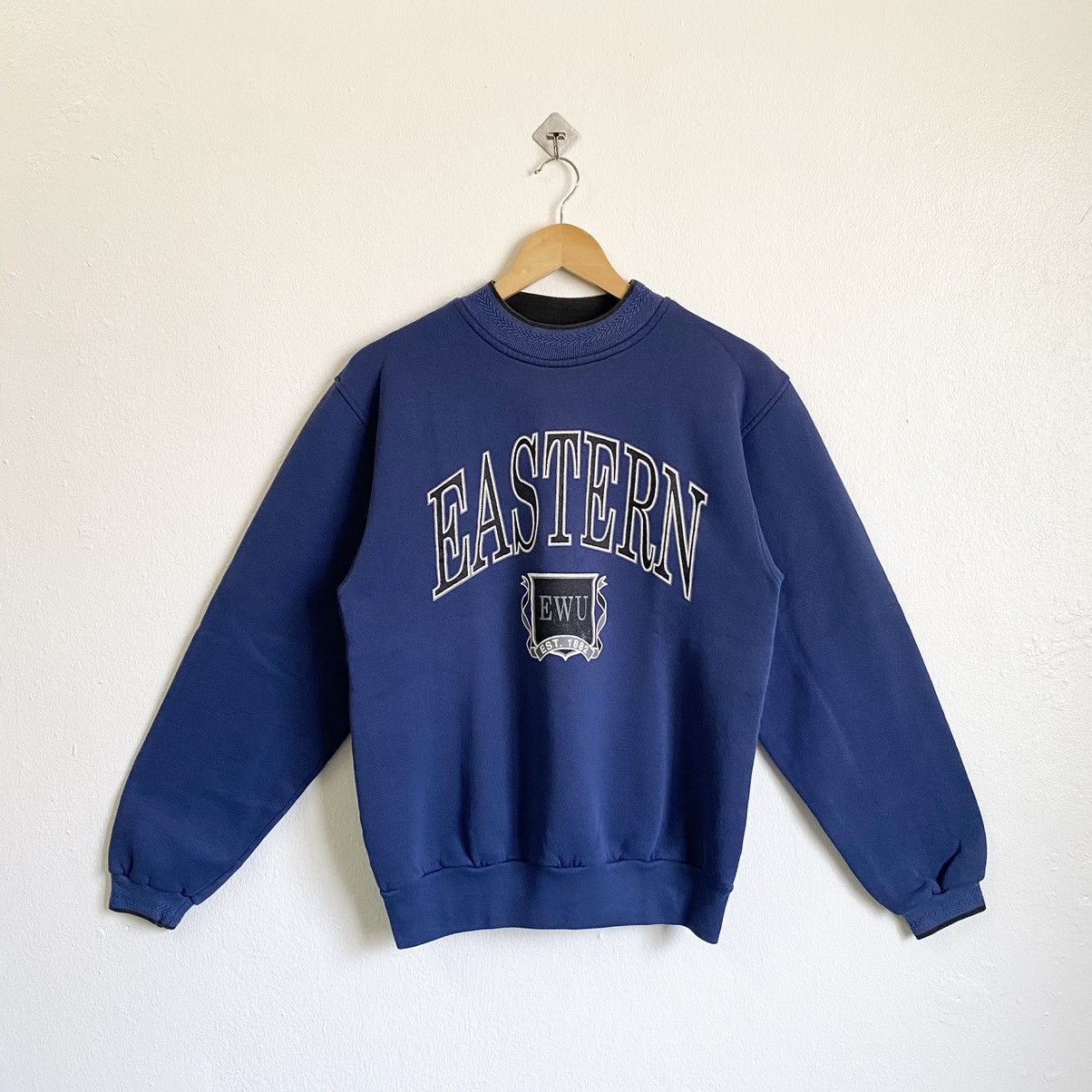 90s Eastern Washington University Eagles Crewneck