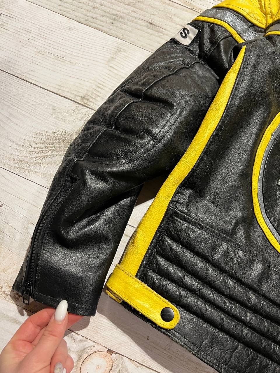 Vintage Vintage Lucky Strike Racing Biker Leather Jacket Motorcycle Size US S / EU 44-46 / 1 - 19 Thumbnail