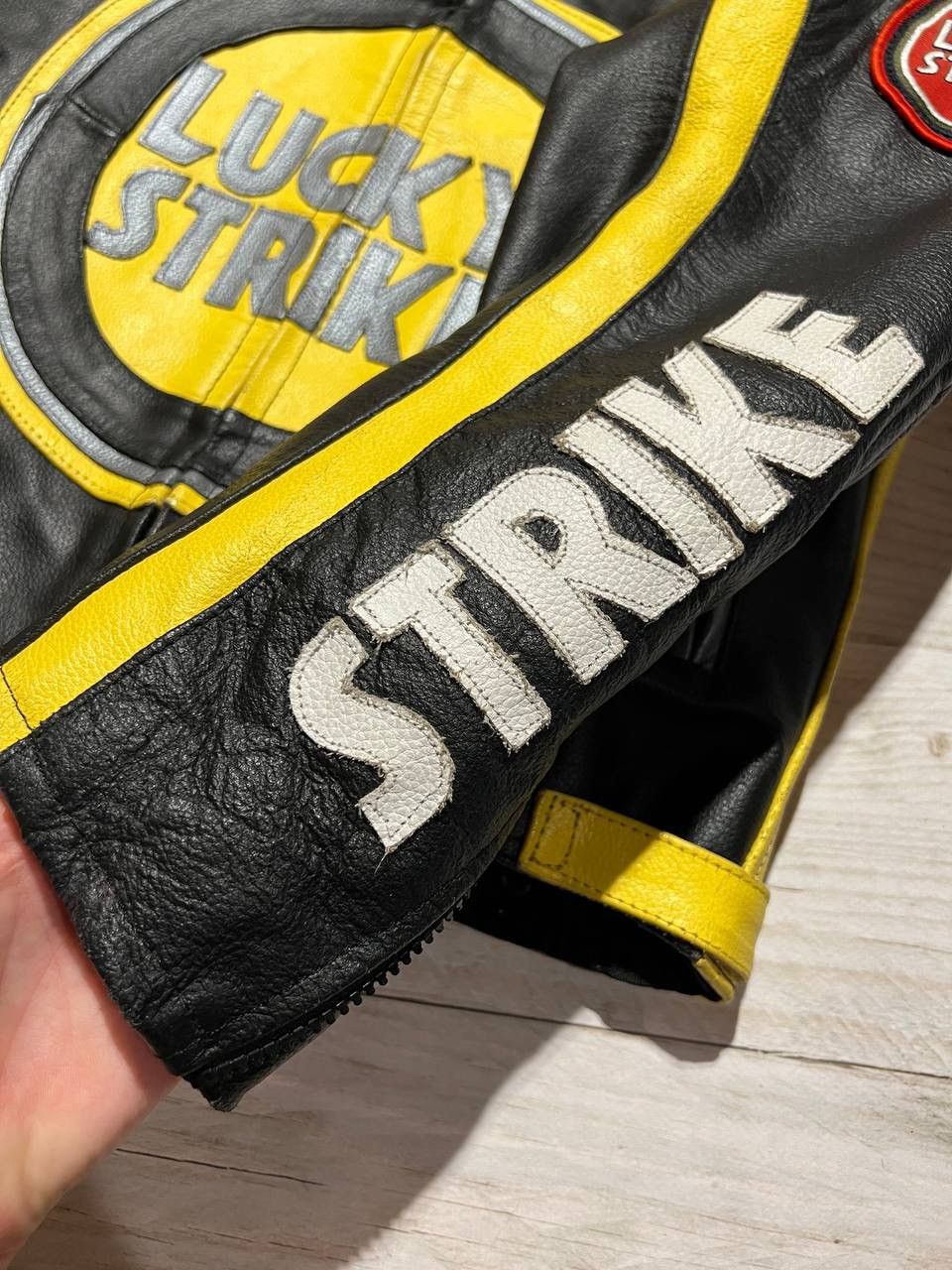 Vintage Vintage Lucky Strike Racing Biker Leather Jacket Motorcycle Size US S / EU 44-46 / 1 - 11 Thumbnail