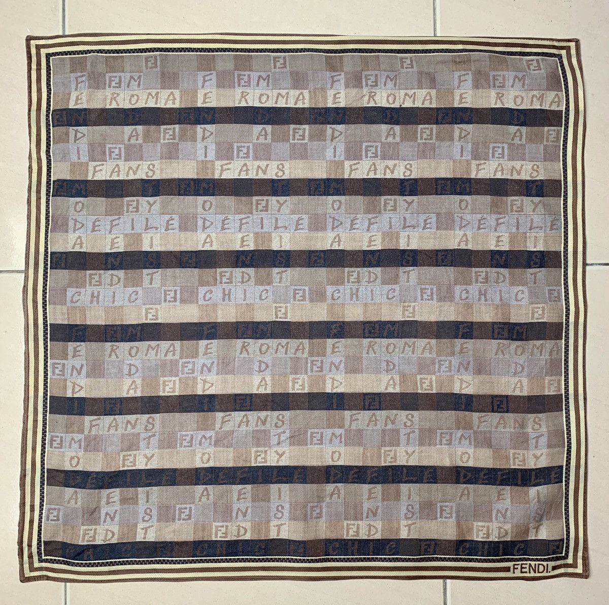 Vintage Fendi Handkerchief Pocketsquares Size ONE SIZE - 2 Thumbnail