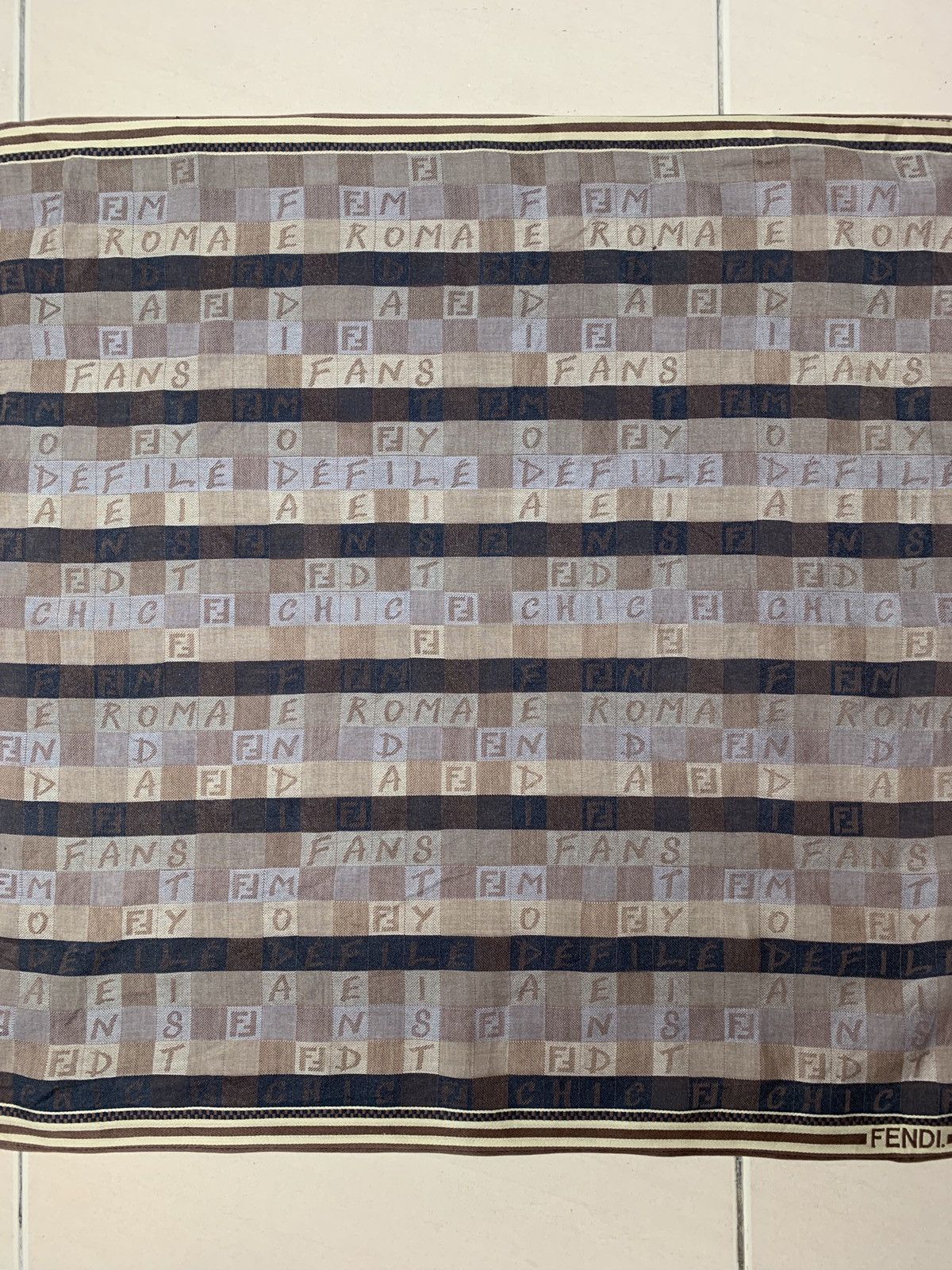 Vintage Fendi Handkerchief Pocketsquares Size ONE SIZE - 7 Thumbnail