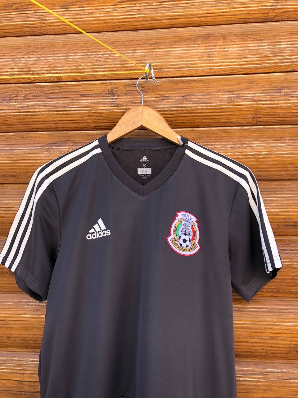 Adidas MEXICO HOME FOOTBALL SHIRT SOCCER JERSEY ADIDAS Size US S / EU 44-46 / 1 - 2 Thumbnail