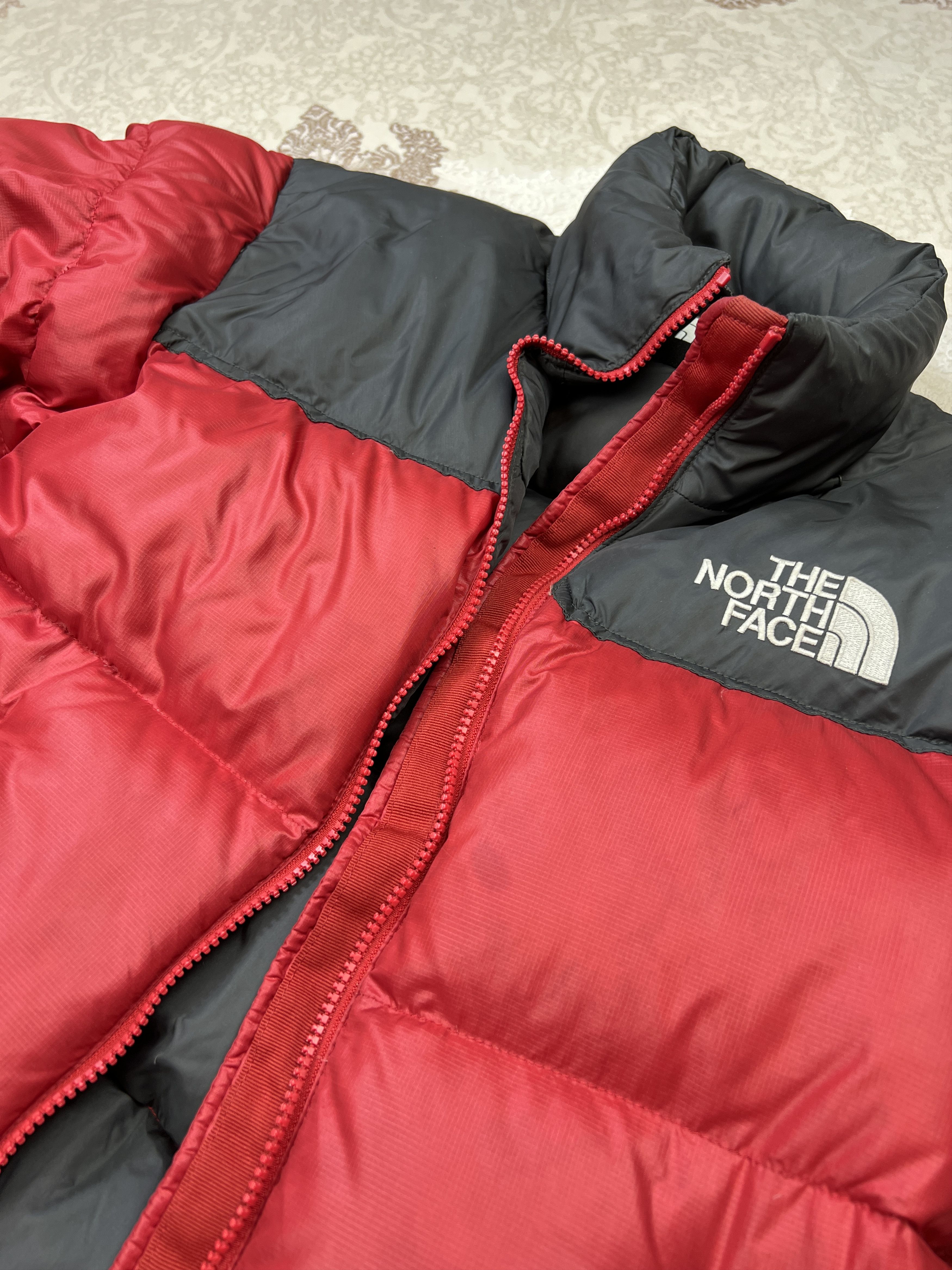 The North Face × Vintage Y2K North Face Nuptse Japan Size 90 Puffer Jacket Black Red Size US S / EU 44-46 / 1 - 10 Thumbnail