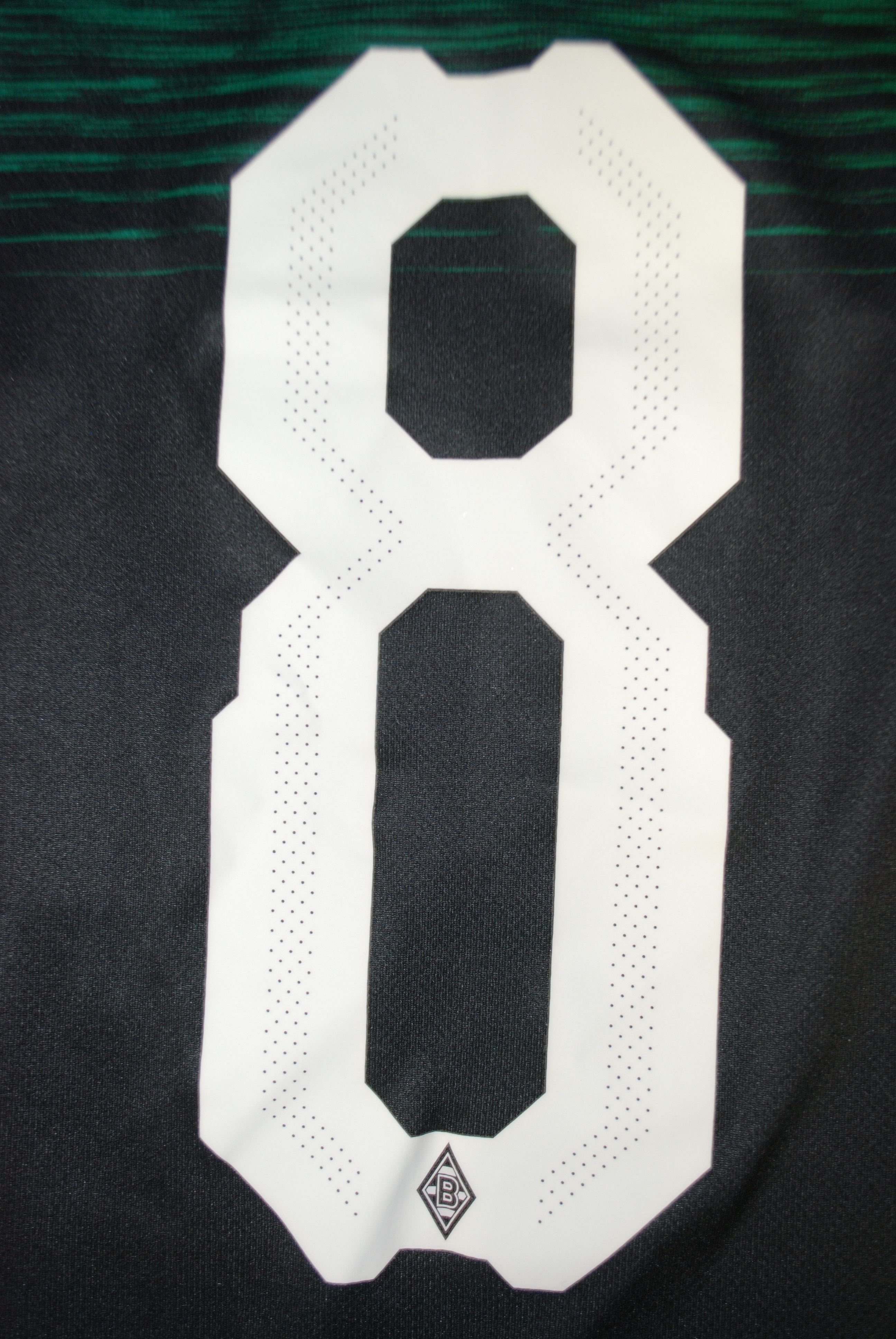 Puma BORUSSIA MONCHENGLADBACH 2018 2019 AWAY #8 ZAKARIA FOOTBALL Size US M / EU 48-50 / 2 - 8 Thumbnail