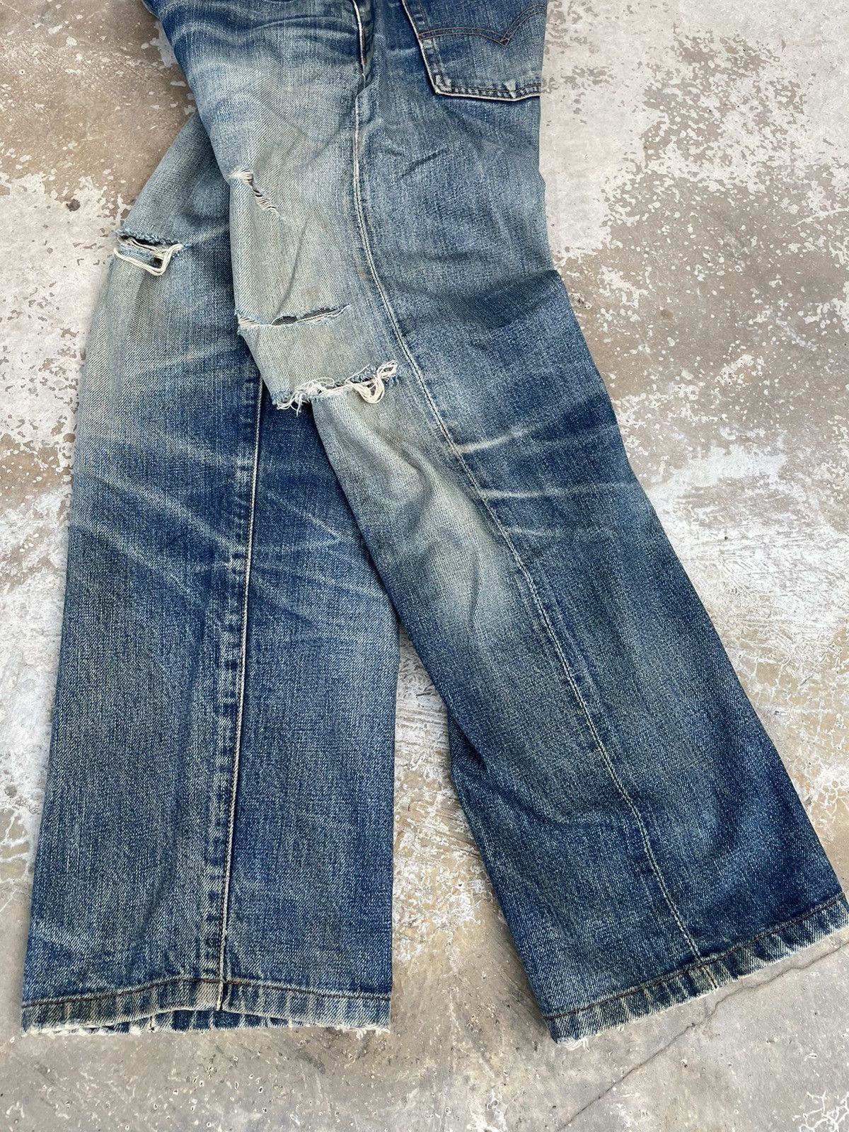 Levi's Vintage Clothing Vintage Levis 502 Big EJeans Selvedge Denim Faded Wash Size US 32 / EU 48 - 5 Thumbnail
