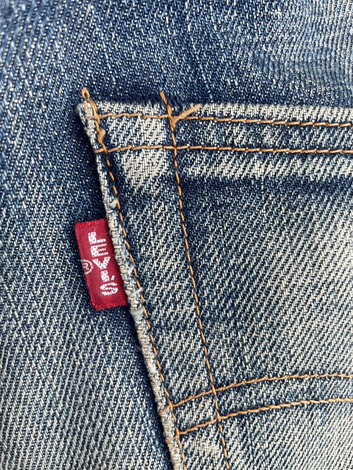 Levi's Vintage Clothing Vintage Levis 502 Big EJeans Selvedge Denim Faded Wash Size US 32 / EU 48 - 10 Thumbnail