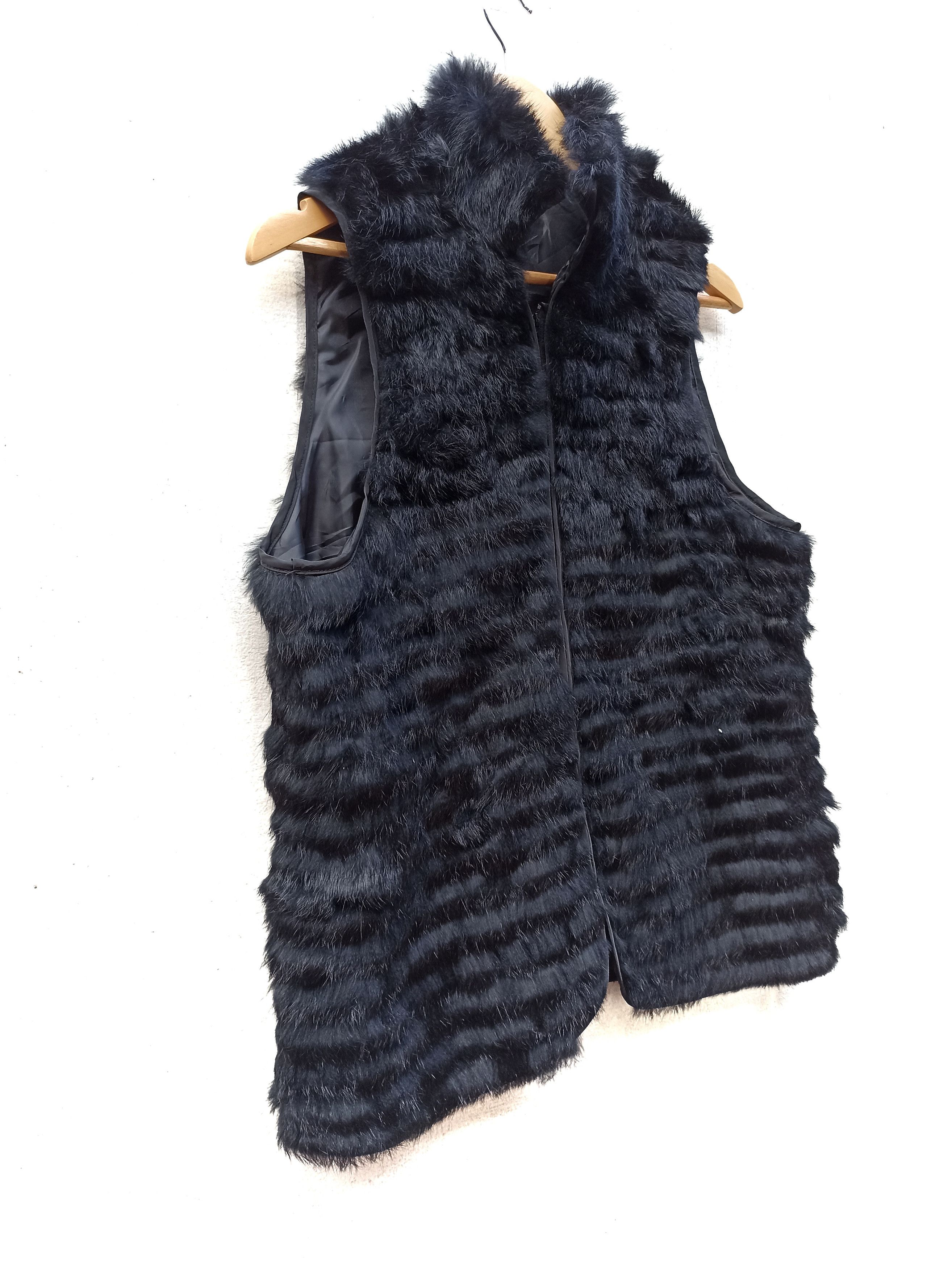 Japanese Brand Rabbit fur vest avant garde Size US M / EU 48-50 / 2 - 2 Thumbnail