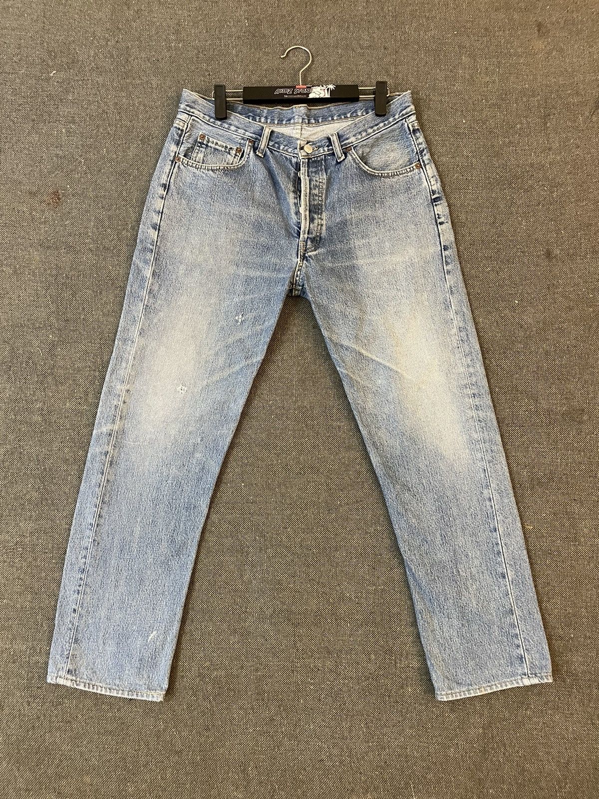 Levi's Vintage 90s Faded Distressed Levi’s 501 Jeans Size US 33 - 1 Thumbnail