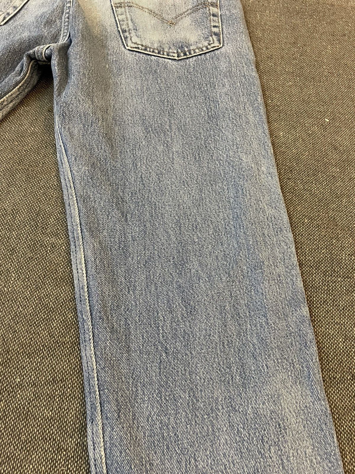 Levi's Vintage 90s Faded Distressed Levi’s 501 Jeans Size US 33 - 13 Thumbnail