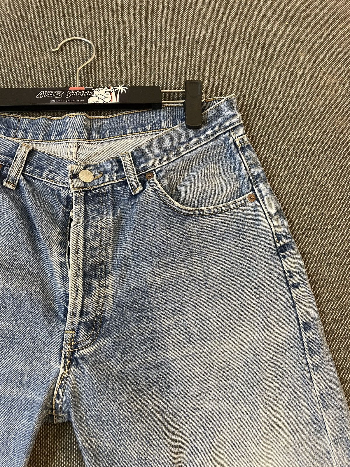 Levi's Vintage 90s Faded Distressed Levi’s 501 Jeans Size US 33 - 3 Thumbnail
