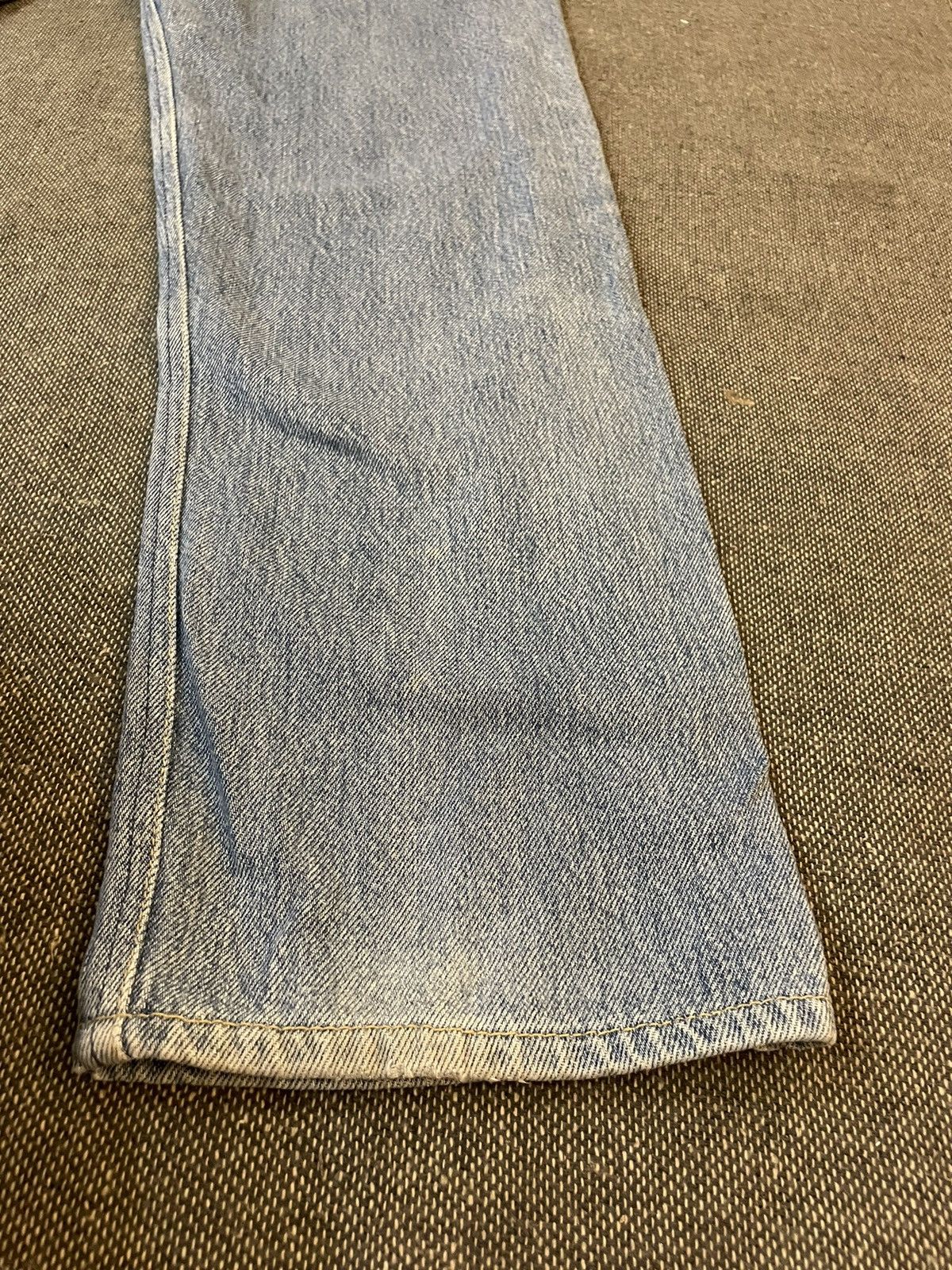 Levi's Vintage 90s Faded Distressed Levi’s 501 Jeans Size US 33 - 15 Thumbnail