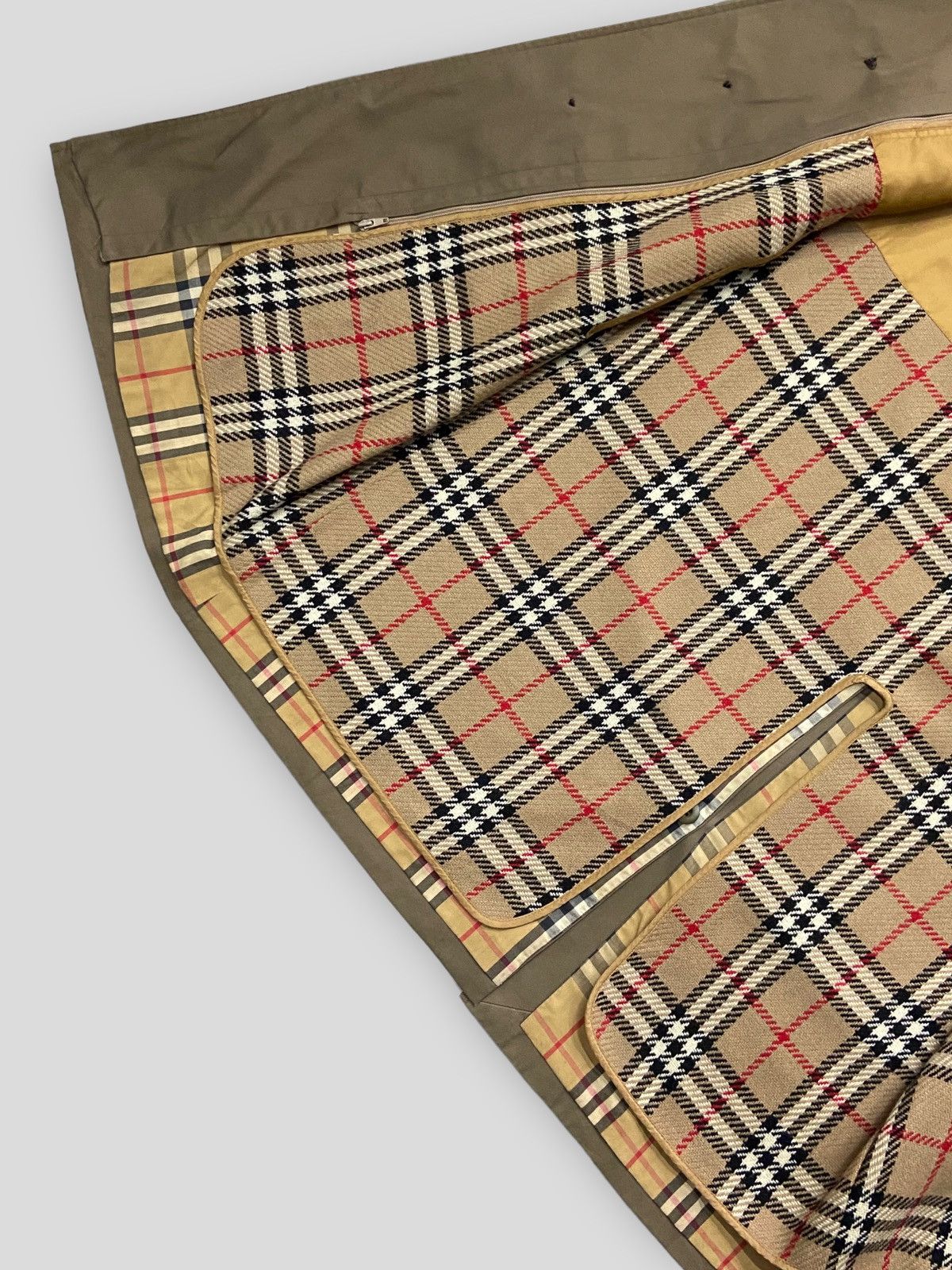 Burberry × Vintage Vintage Burberrys Nova Check Removable Lining Trench Coat Size US M / EU 48-50 / 2 - 8 Thumbnail