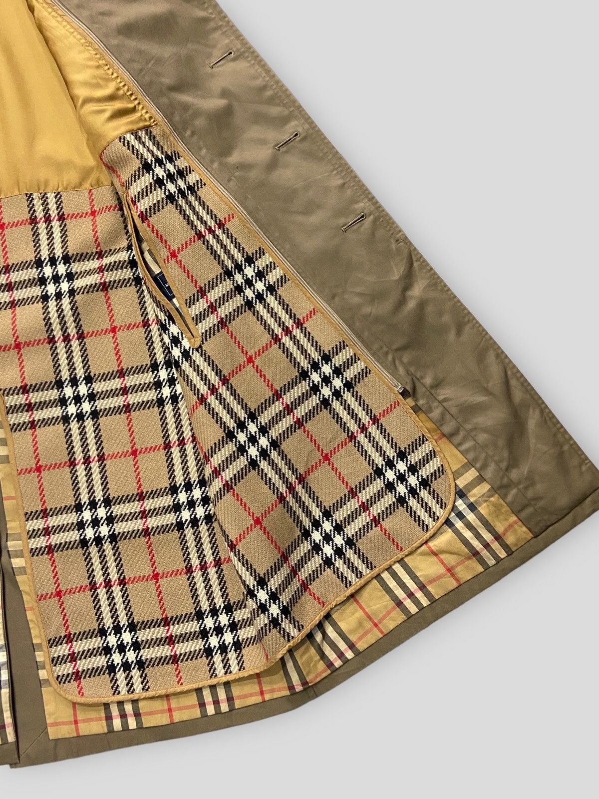 Burberry × Vintage Vintage Burberrys Nova Check Removable Lining Trench Coat Size US M / EU 48-50 / 2 - 6 Thumbnail