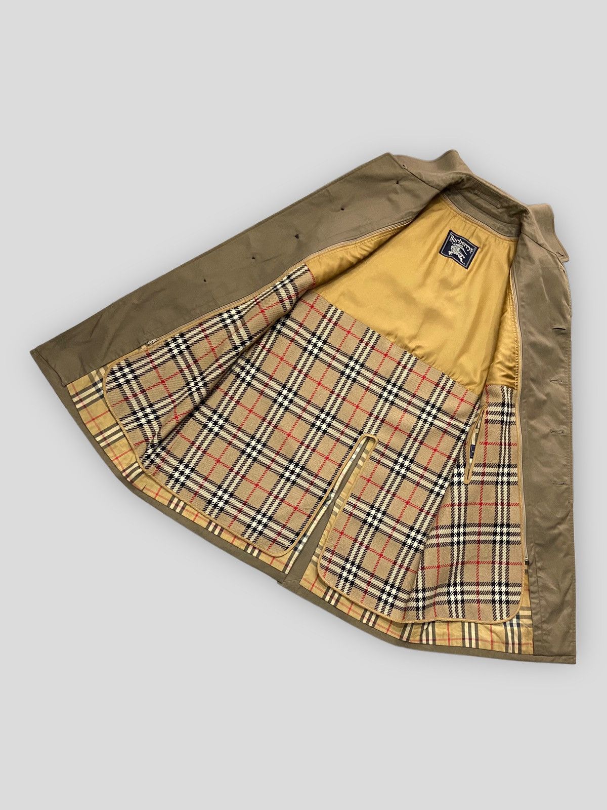 Burberry × Vintage Vintage Burberrys Nova Check Removable Lining Trench Coat Size US M / EU 48-50 / 2 - 7 Thumbnail
