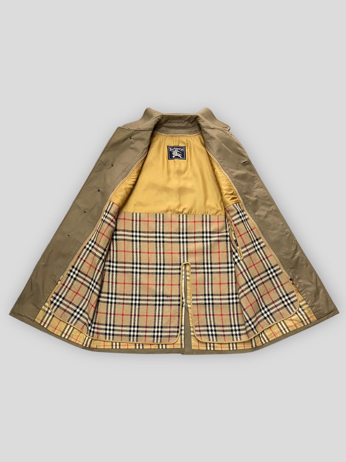 Burberry × Vintage Vintage Burberrys Nova Check Removable Lining Trench Coat Size US M / EU 48-50 / 2 - 2 Thumbnail