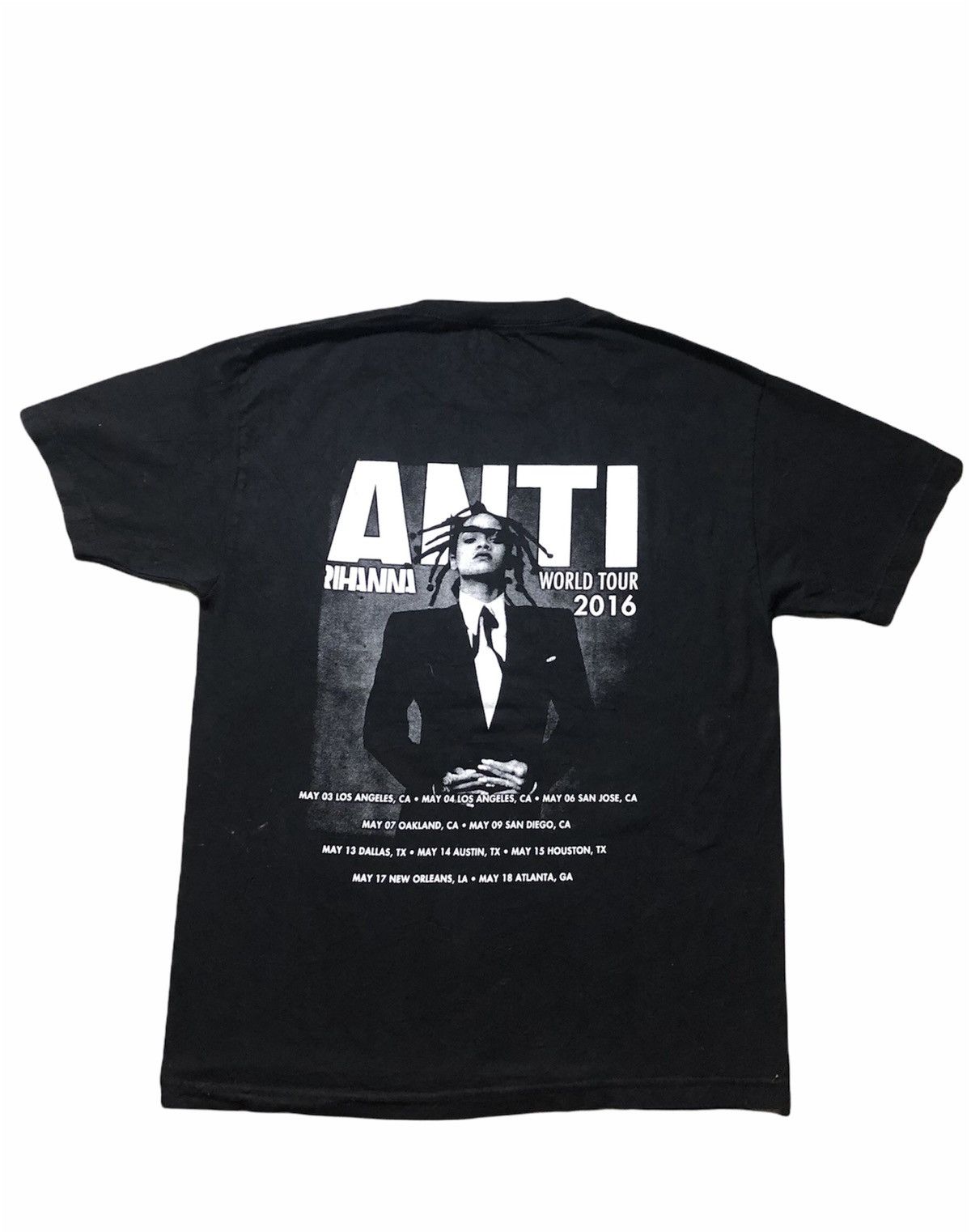Band Tees Rihanna Anti Rihanna World Tour 2016 T Shirt Size US L / EU 52-54 / 3 - 6 Thumbnail