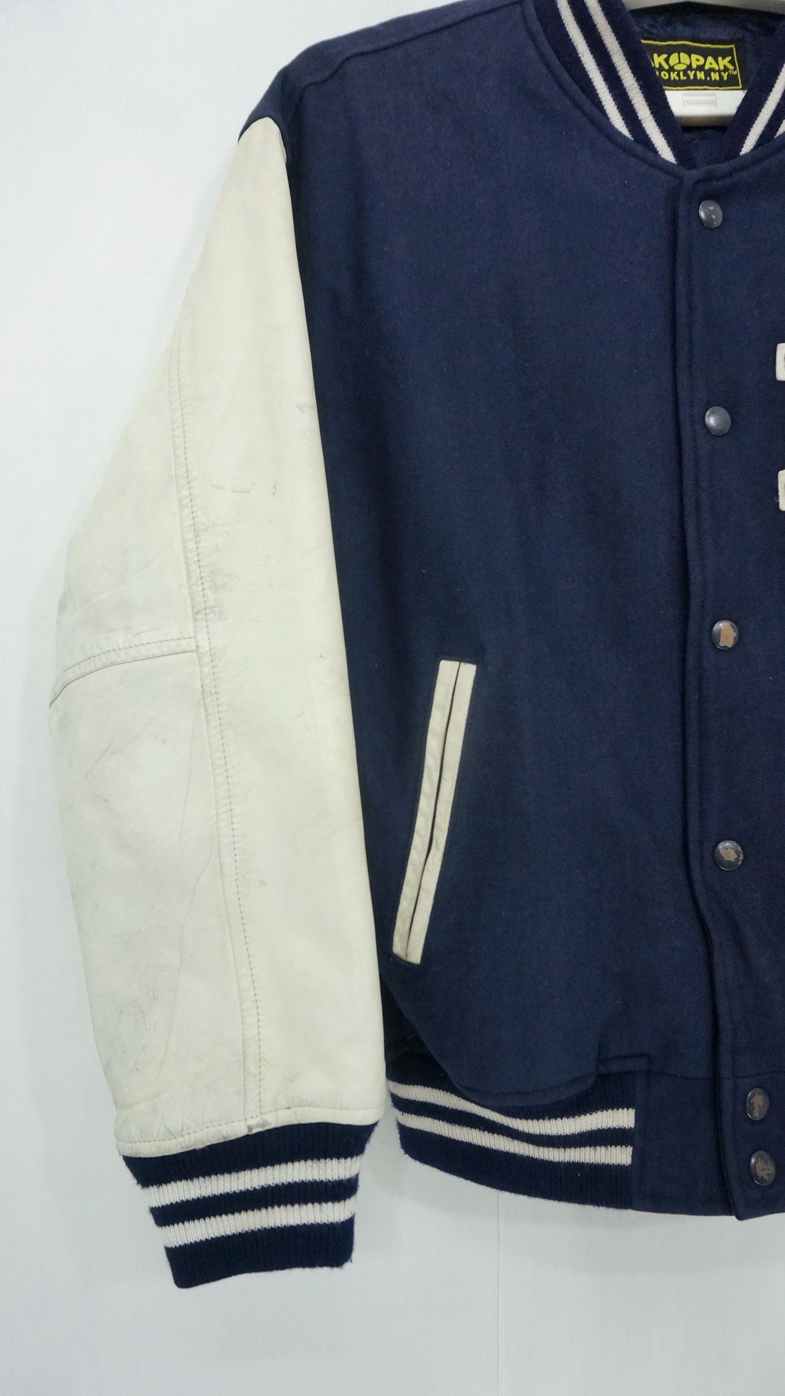 Brooklyn Clothing Vintage YAKOPAK Varsity Worn Out Leather Sleeve Jacket Size US L / EU 52-54 / 3 - 5 Thumbnail