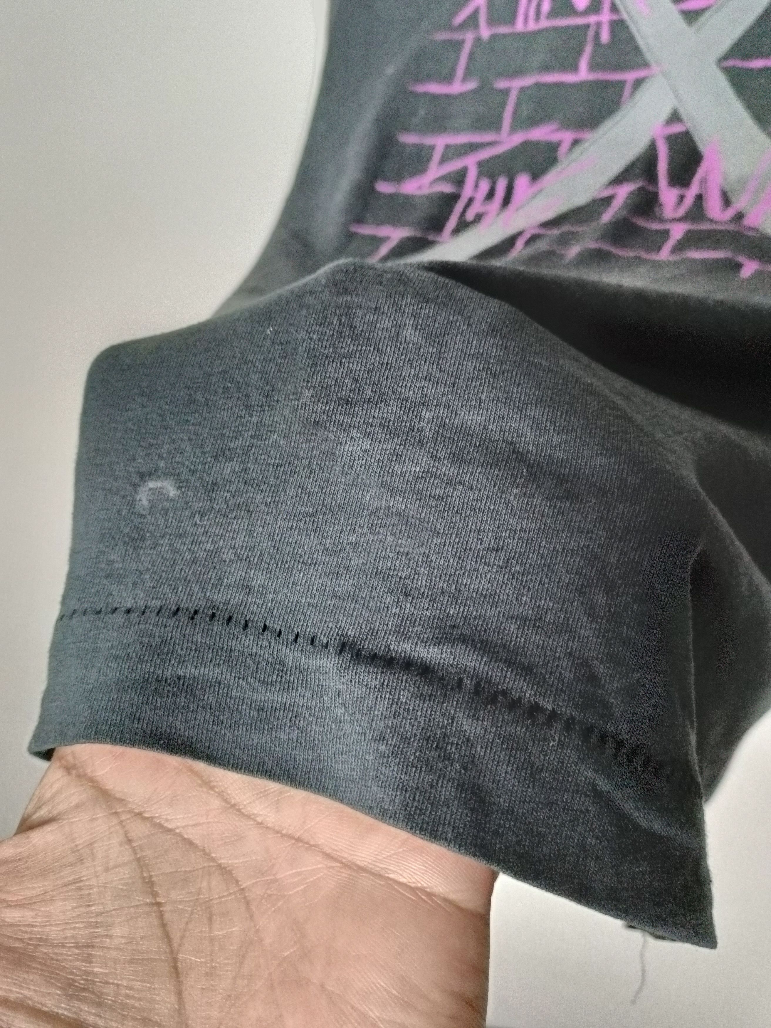 Band Tees Vintage Band Tees Pink Floyd The Wall Rare Size US S / EU 44-46 / 1 - 6 Thumbnail