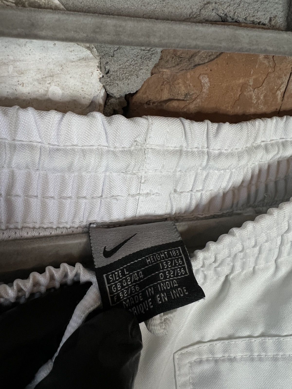 Nike × Vintage Vintage y2k Nike swoosh cargo track pants White Size US 34 / EU 50 - 3 Thumbnail