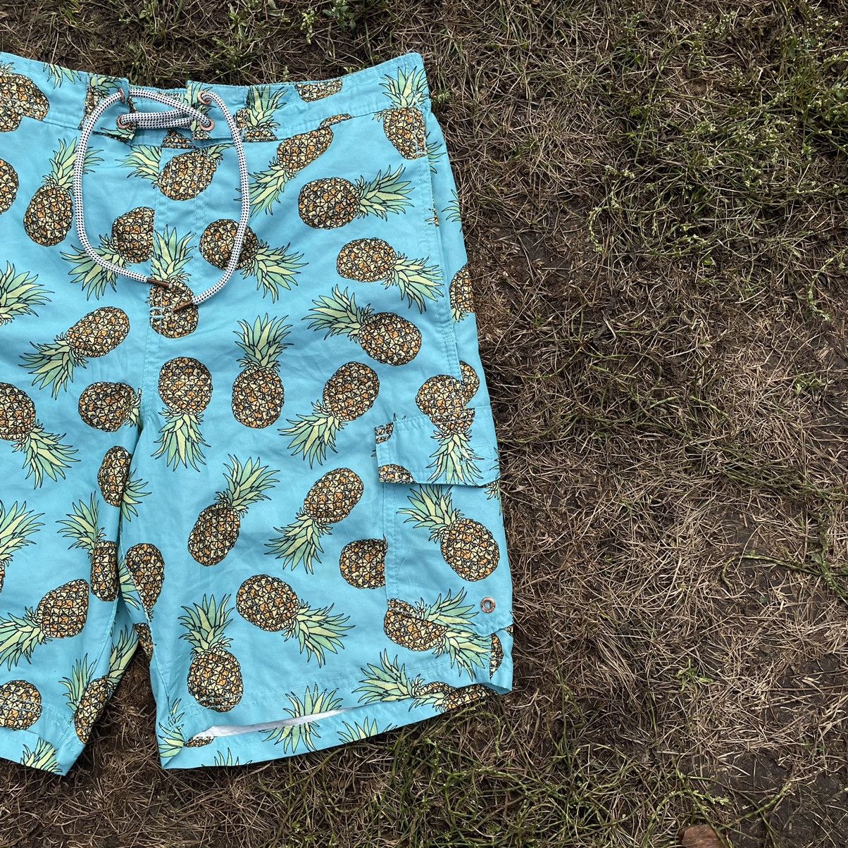 Vintage Vintage 90s Pineapple All Over Print Shorts Streetwear 32 Size US 32 / EU 48 - 2 Thumbnail