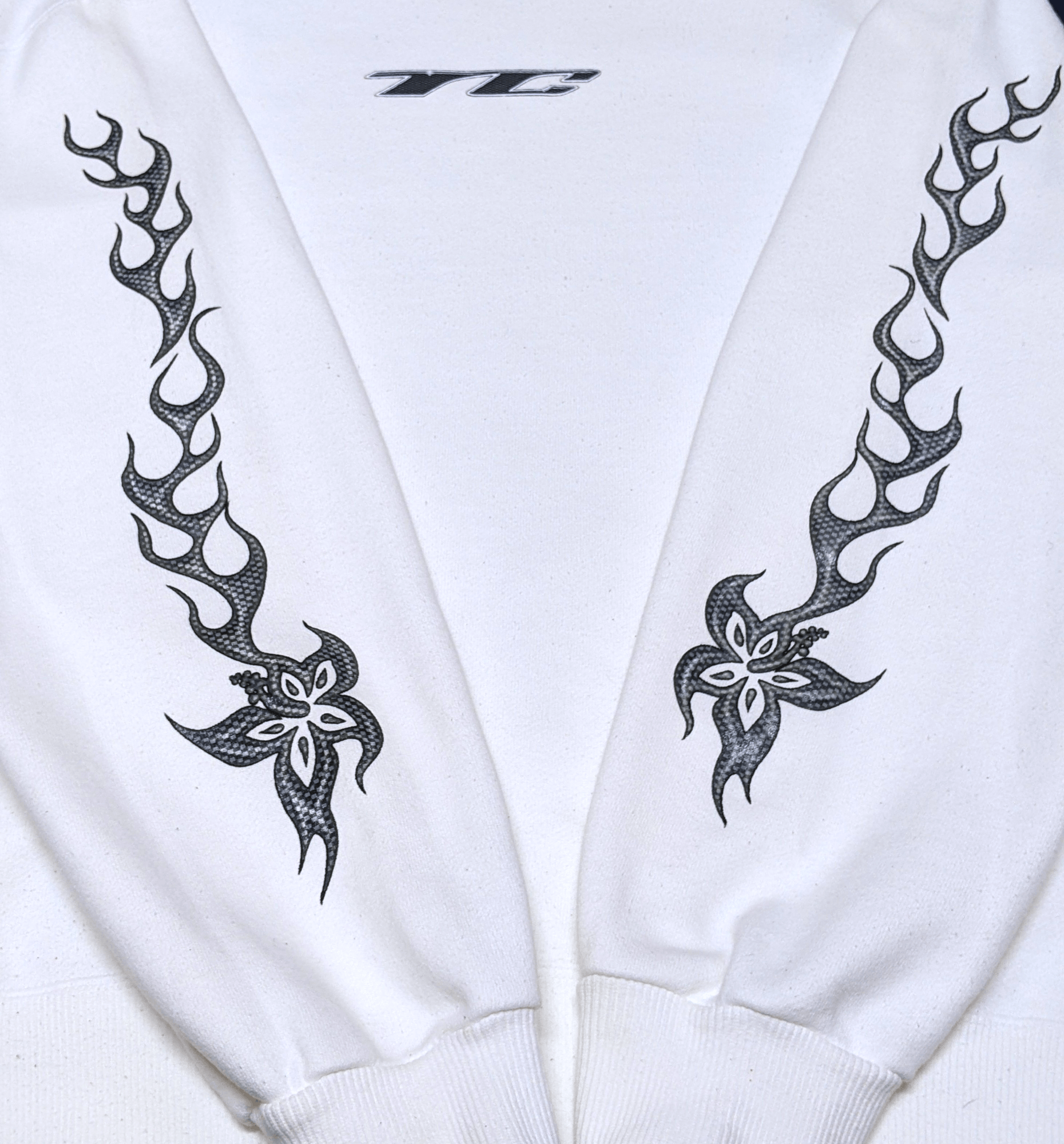 Billabong × Vintage Vintage 90s T&C Surfboard Flame Ying Yang Sweatshirt Size US L / EU 52-54 / 3 - 5 Thumbnail
