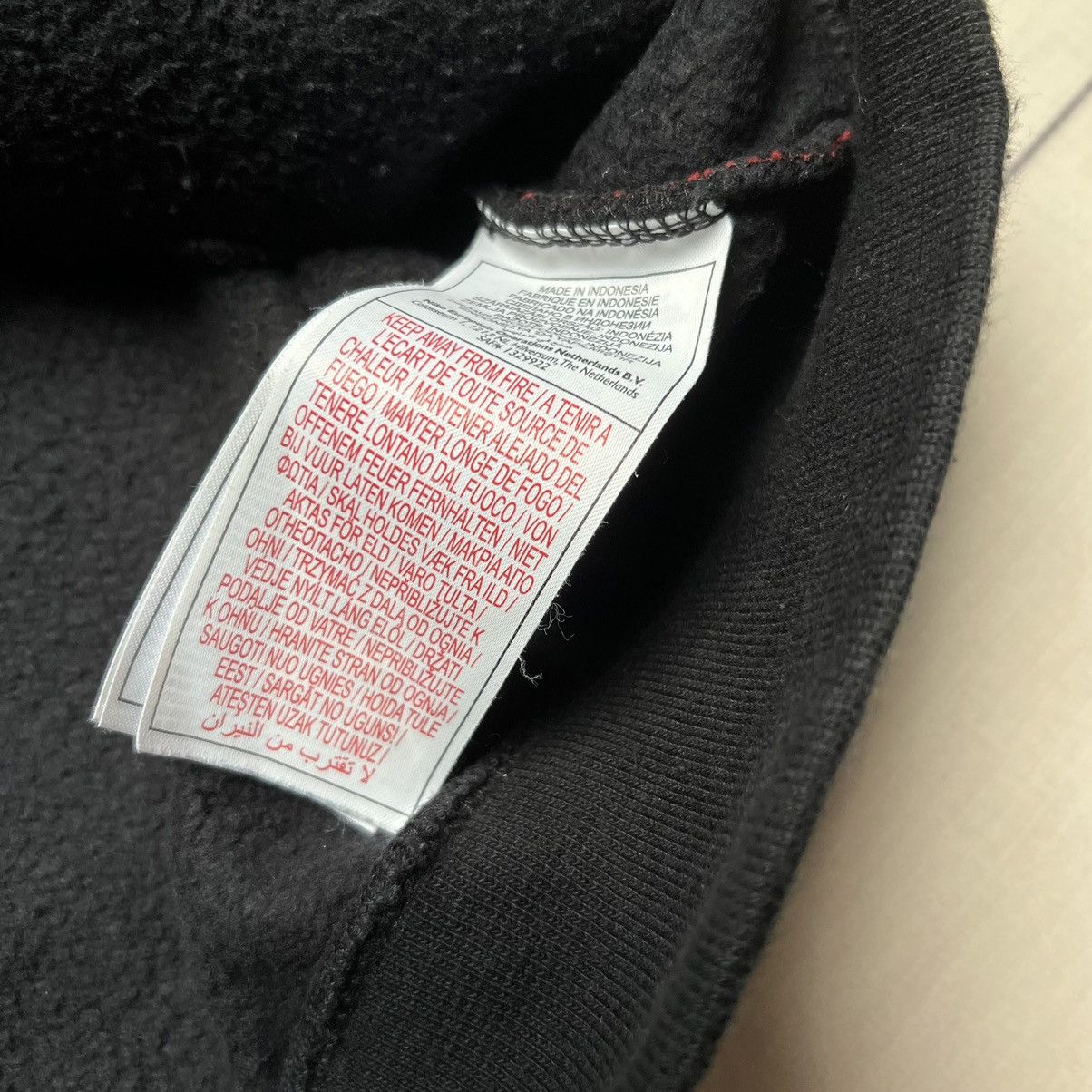 Nike Vintage Hoodie Nike Size US M / EU 48-50 / 2 - 5 Thumbnail