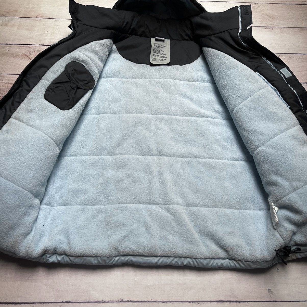 Nike × Vintage Vintage Nike Baby Blue Big Center Swoosh Winter Jacket Rare Size US L / EU 52-54 / 3 - 6 Thumbnail