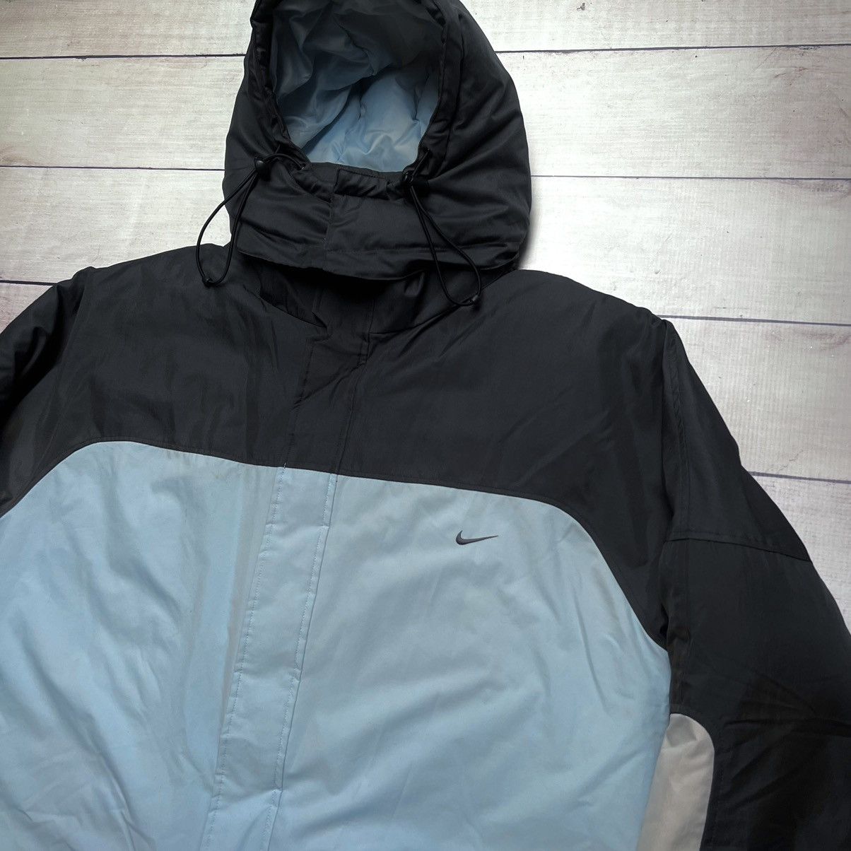 Nike × Vintage Vintage Nike Baby Blue Big Center Swoosh Winter Jacket Rare Size US L / EU 52-54 / 3 - 3 Thumbnail