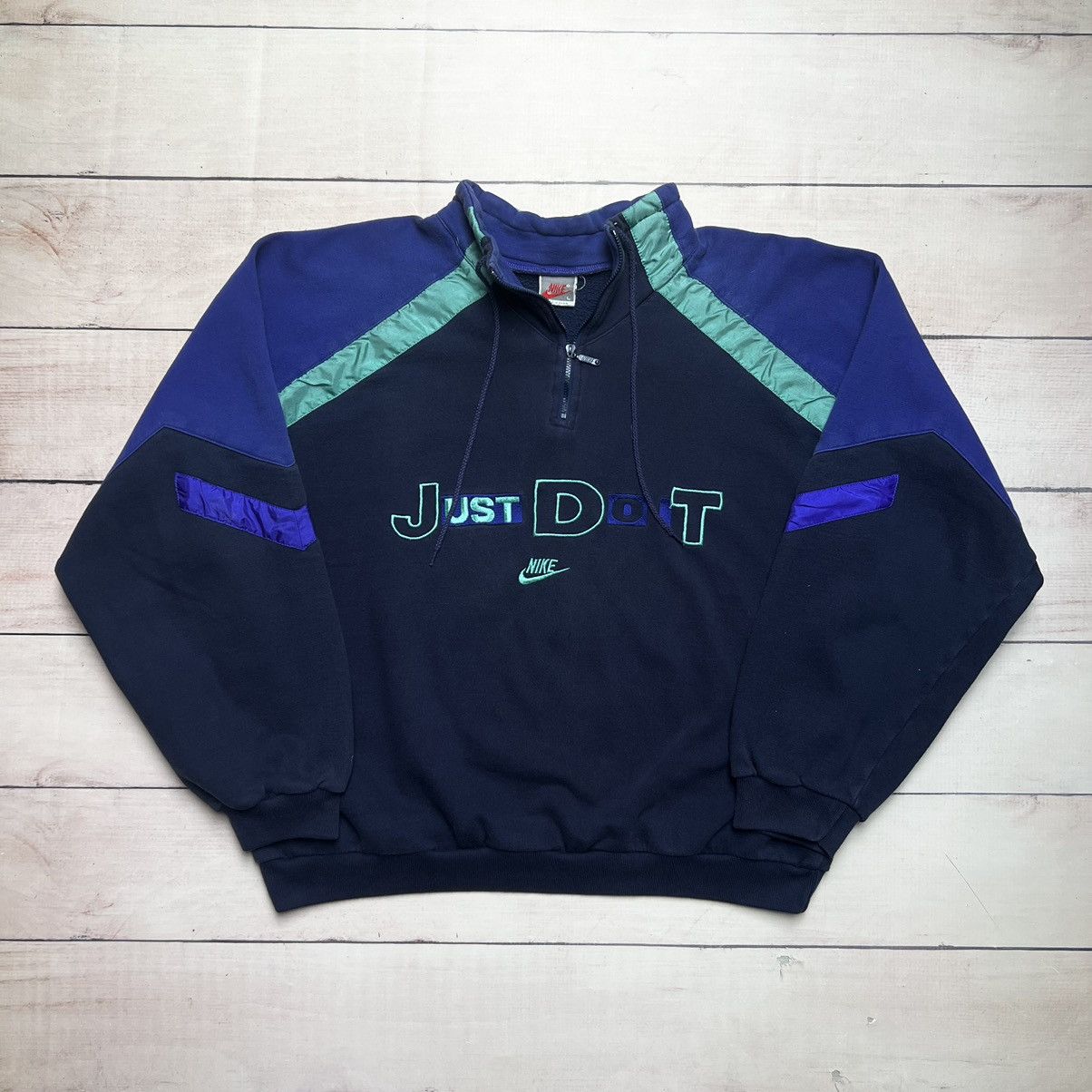 Nike 80s sweatshirt online