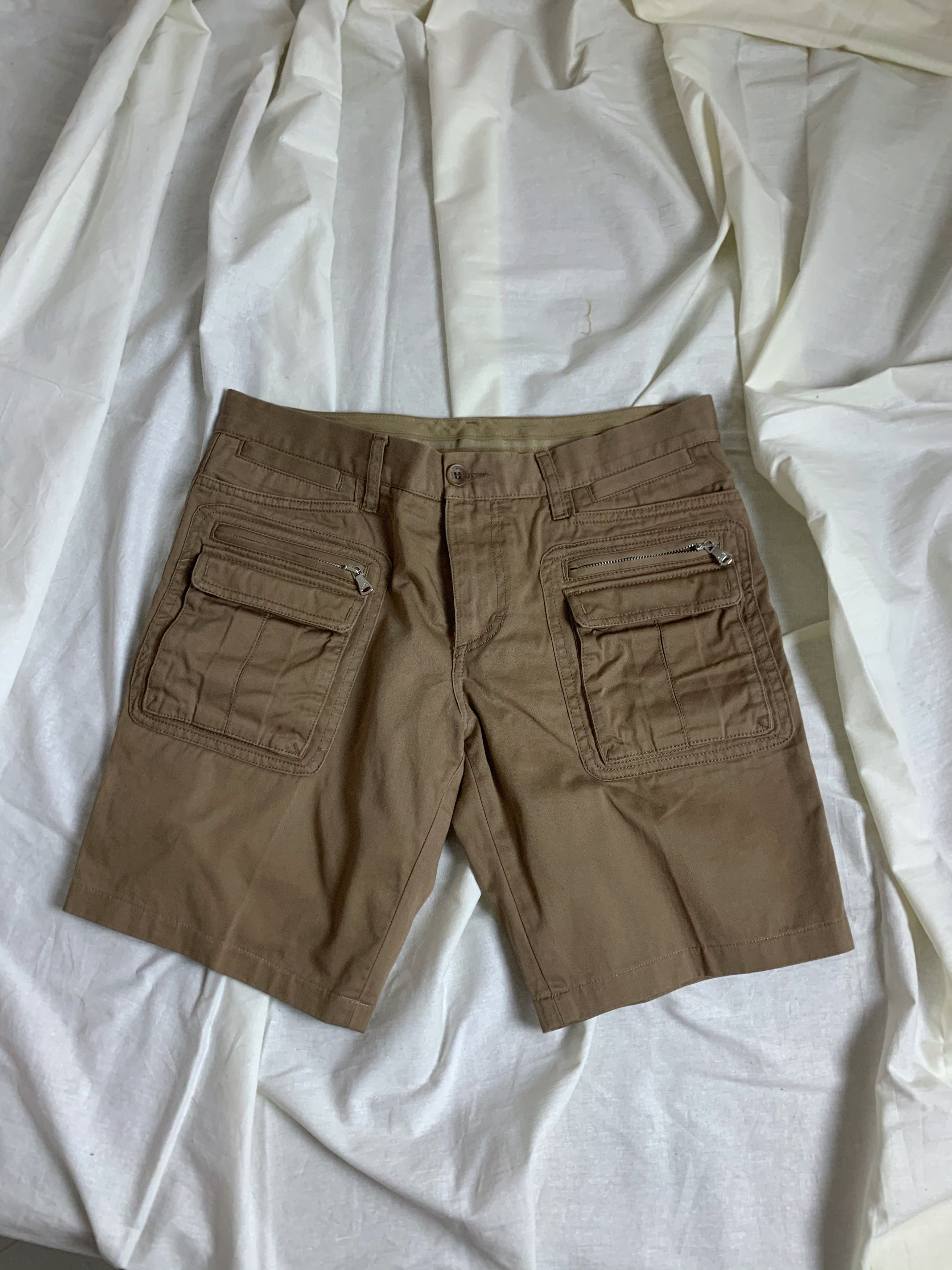 DOLCE & GABBANA ZIPPER CARGO SHORTS