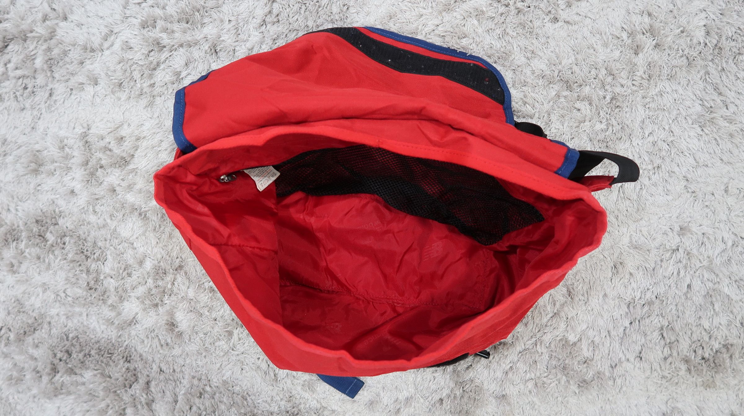 Japanese Brand Vintage New Balance 1906 Sling Bag Size ONE SIZE - 11 Thumbnail