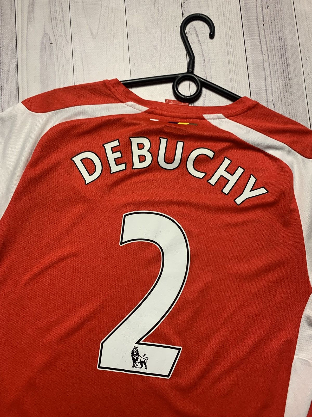 Puma × Vintage Vintage Arsenal soccer jersey puma 2 Debuchy size M Size US M / EU 48-50 / 2 - 7 Thumbnail
