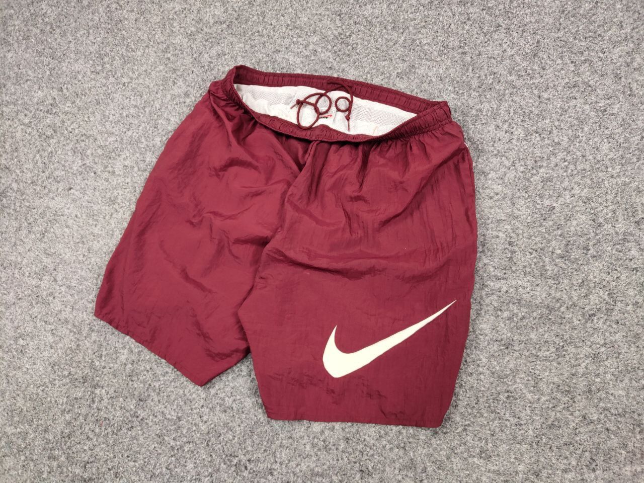 Nike Vintage 90's Nike Shorts Big Logo swoosh casual Streetwear Size US 34 / EU 50 - 3 Thumbnail