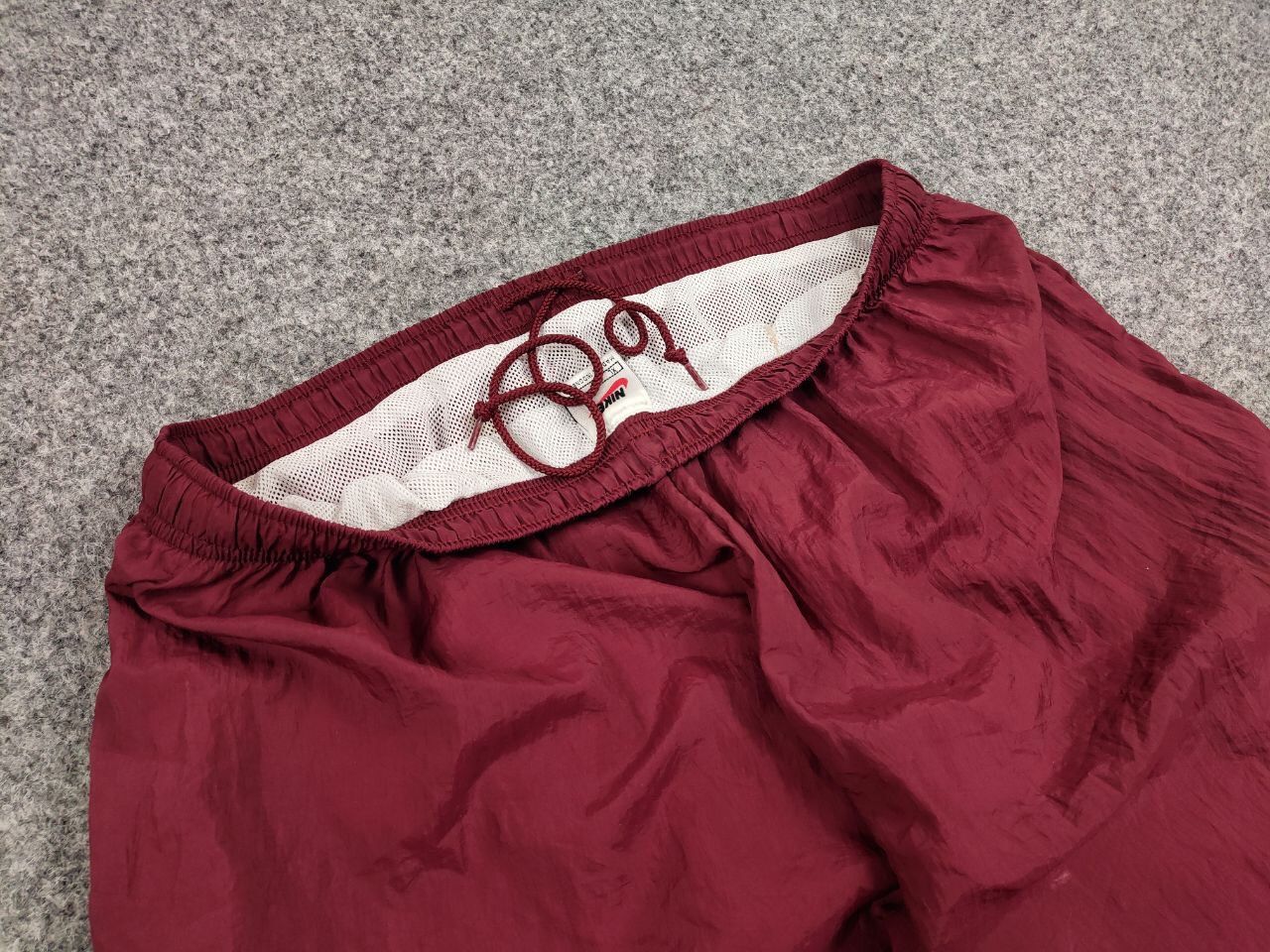 Nike Vintage 90's Nike Shorts Big Logo swoosh casual Streetwear Size US 34 / EU 50 - 5 Thumbnail