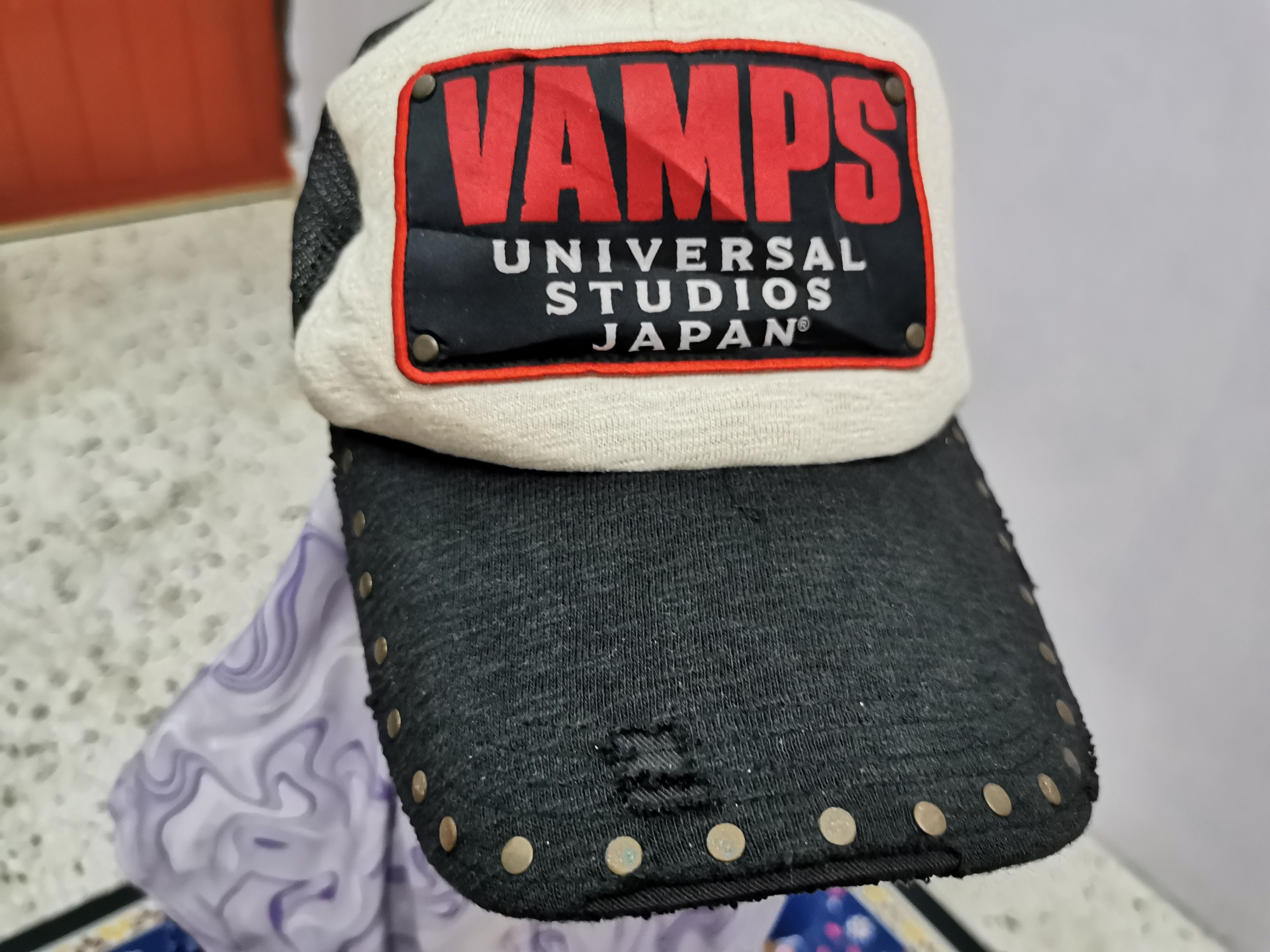 Disney VINTAGE! VAMPS UNIVERSAL STUDIO JAPAN HAT Size ONE SIZE - 1 Thumbnail