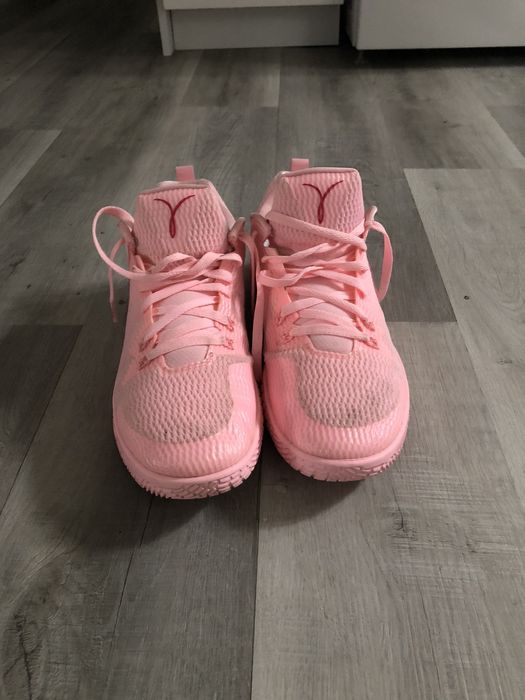 Nike zoom live kay yow hotsell