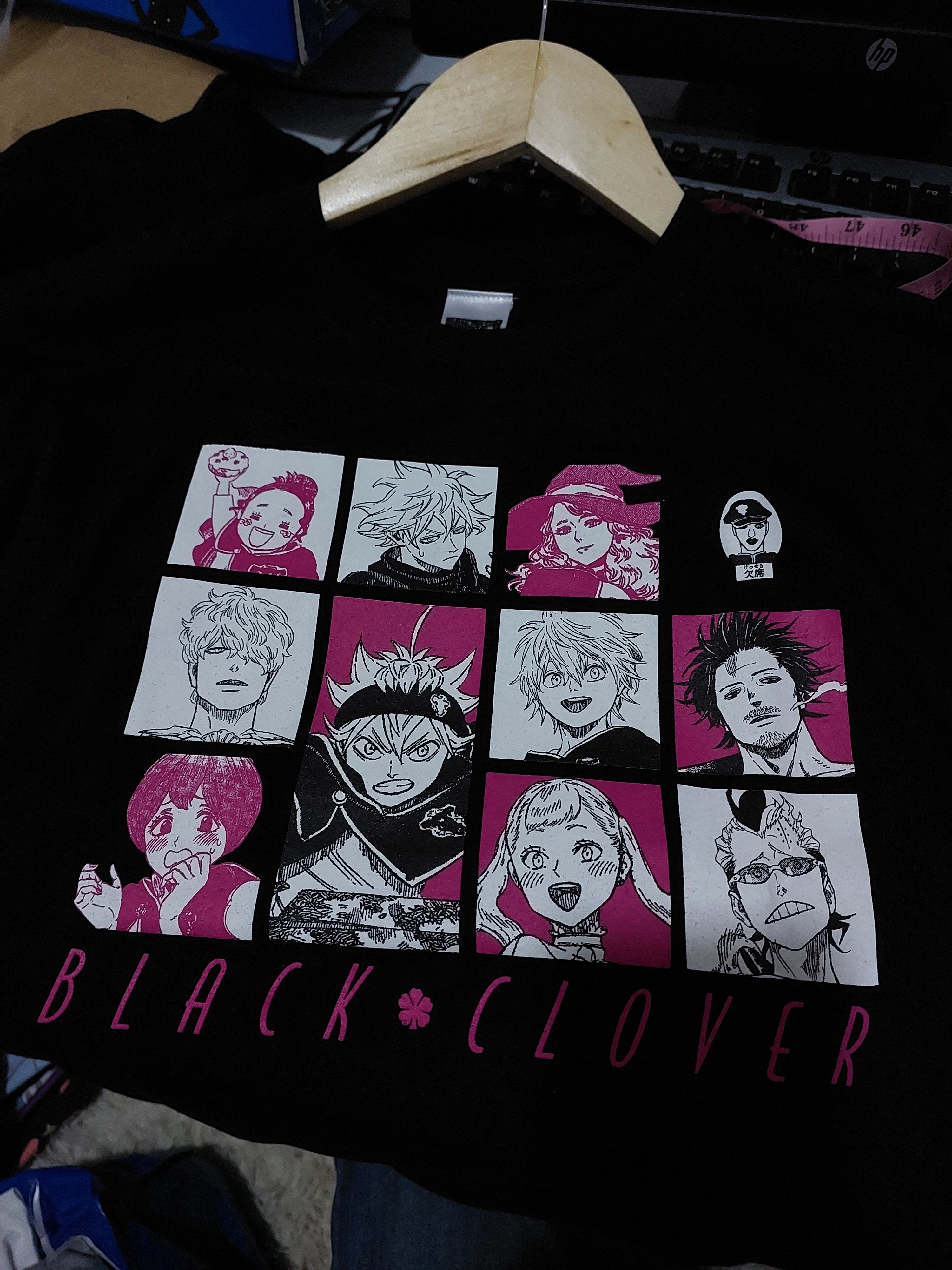Anime BLACK CLOVER ANIME WEEKLY JUMP LIMITED T-SHIRT Size US M / EU 48-50 / 2 - 2 Thumbnail