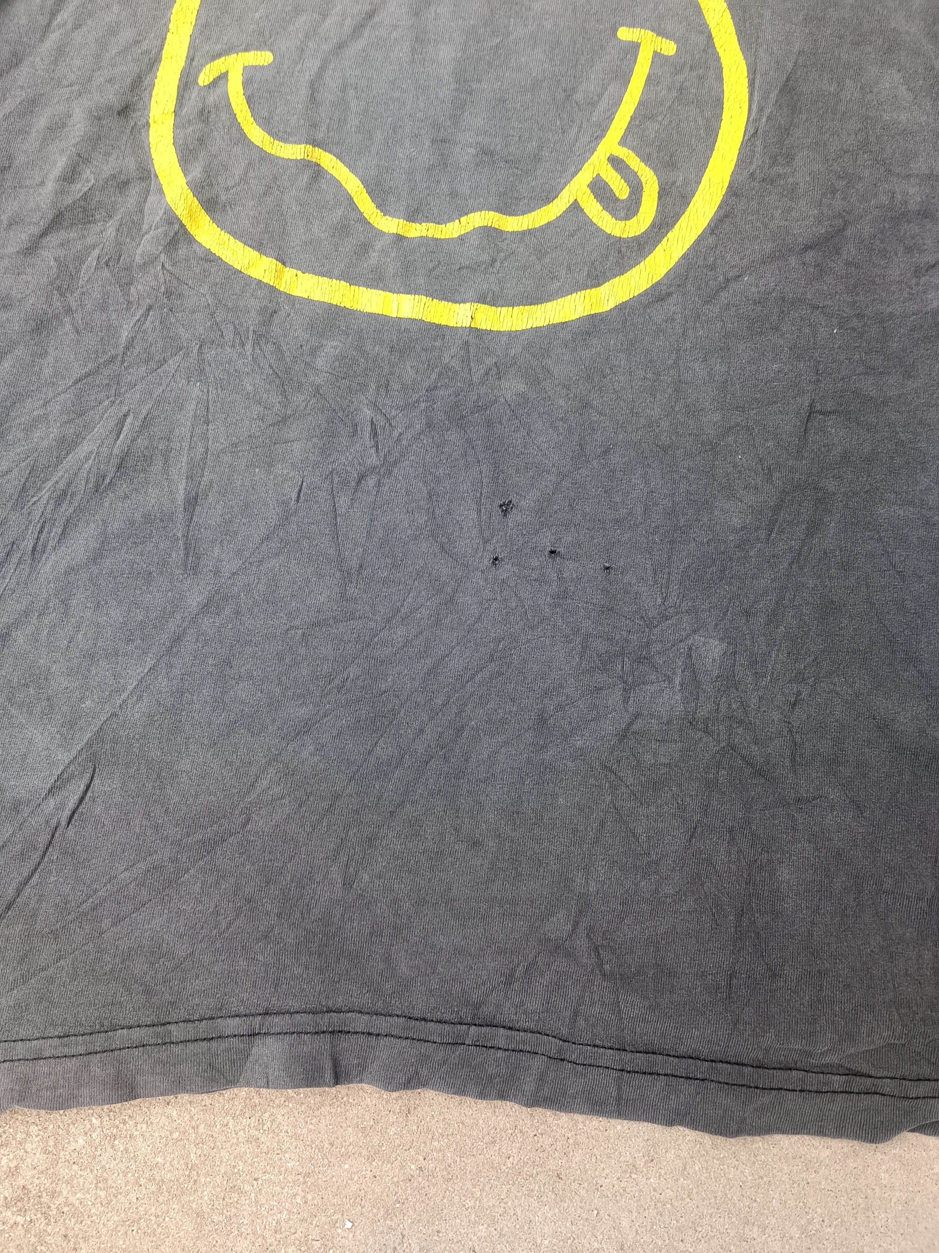 Nirvana vintage t shirt bootleg band nirvana distressed Size US L / EU 52-54 / 3 - 5 Thumbnail
