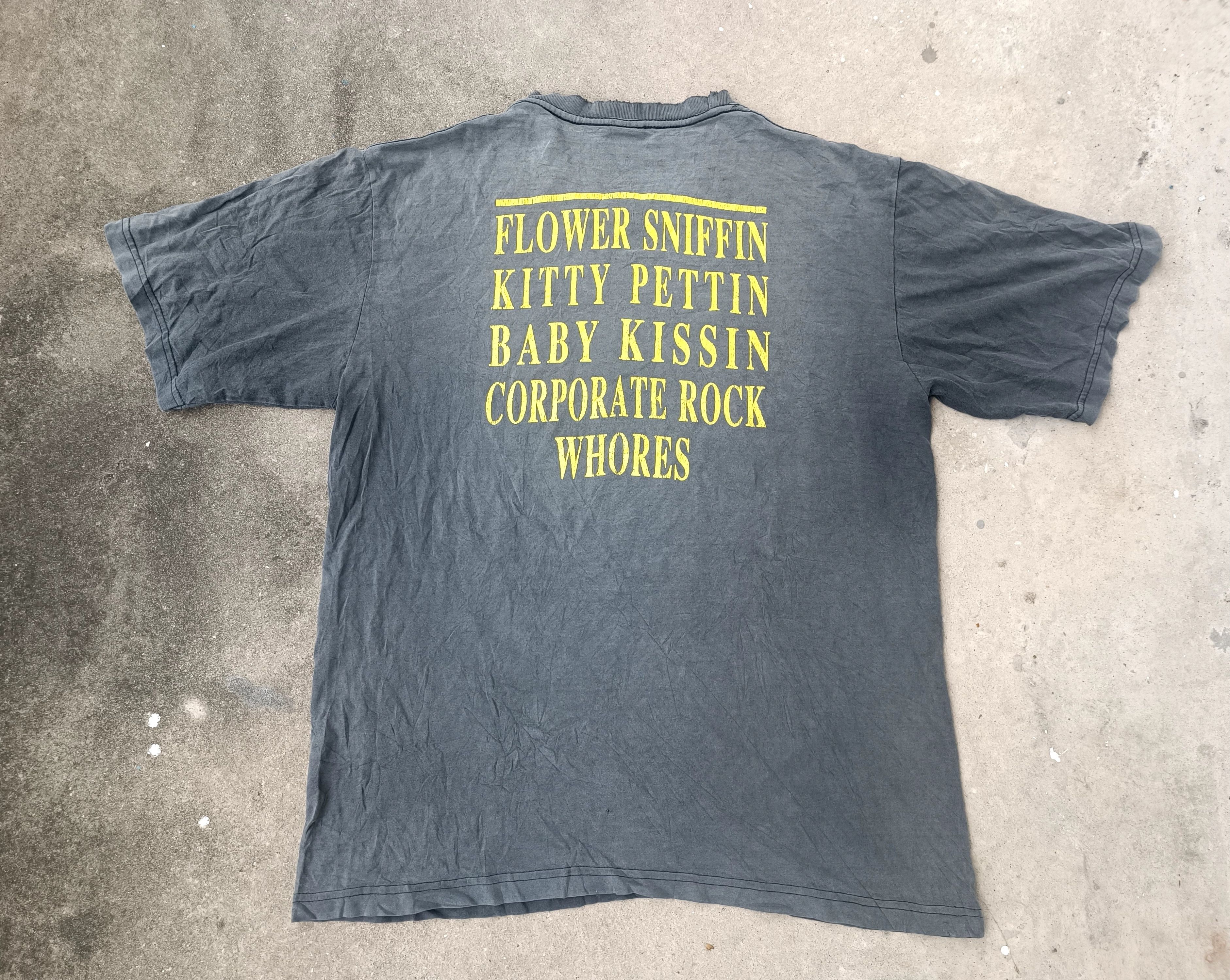 Nirvana vintage t shirt bootleg band nirvana distressed Size US L / EU 52-54 / 3 - 2 Thumbnail