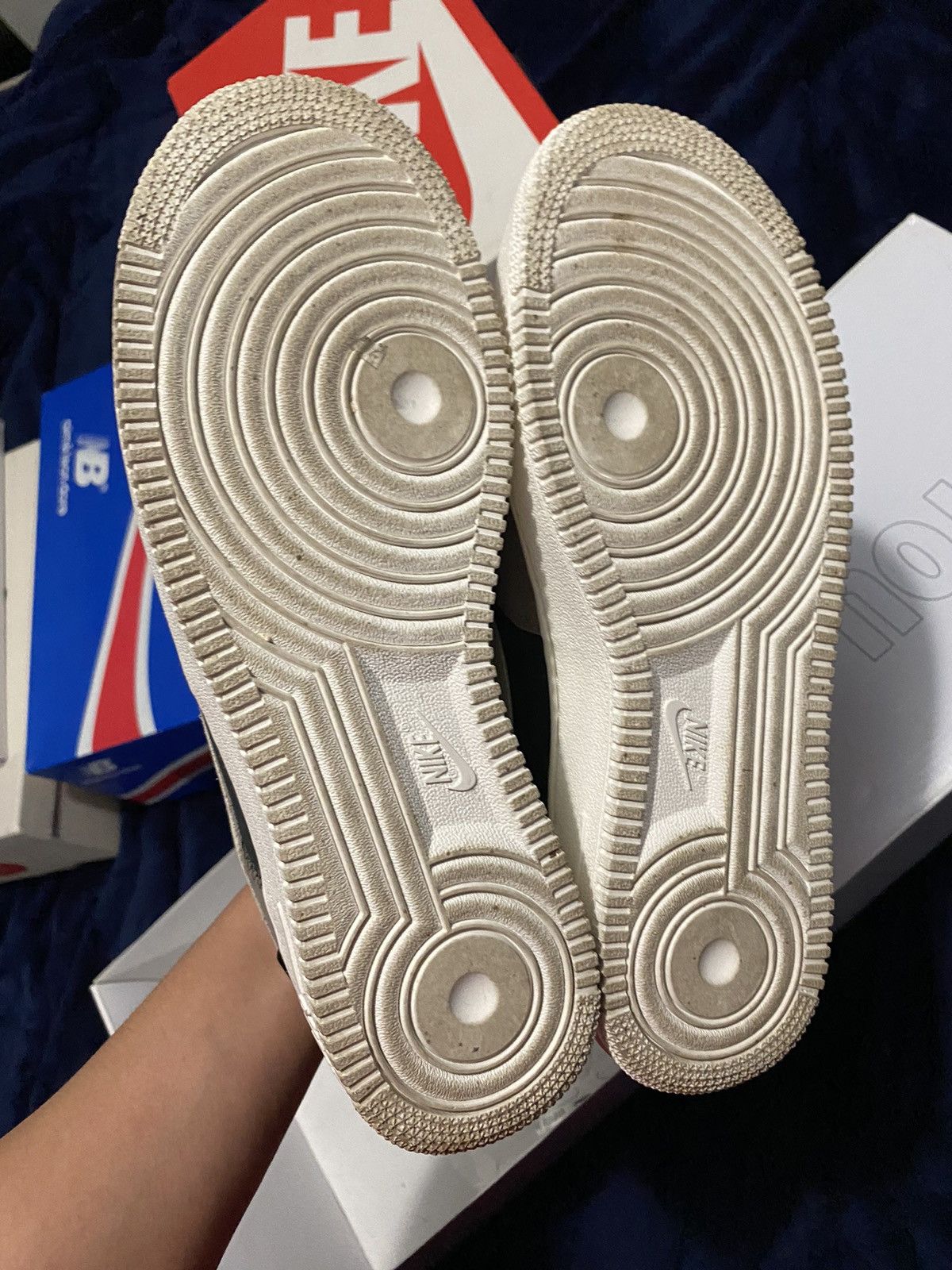 Nike Nike Air Force 1 by you Size US 9 / EU 42 - 2 Thumbnail